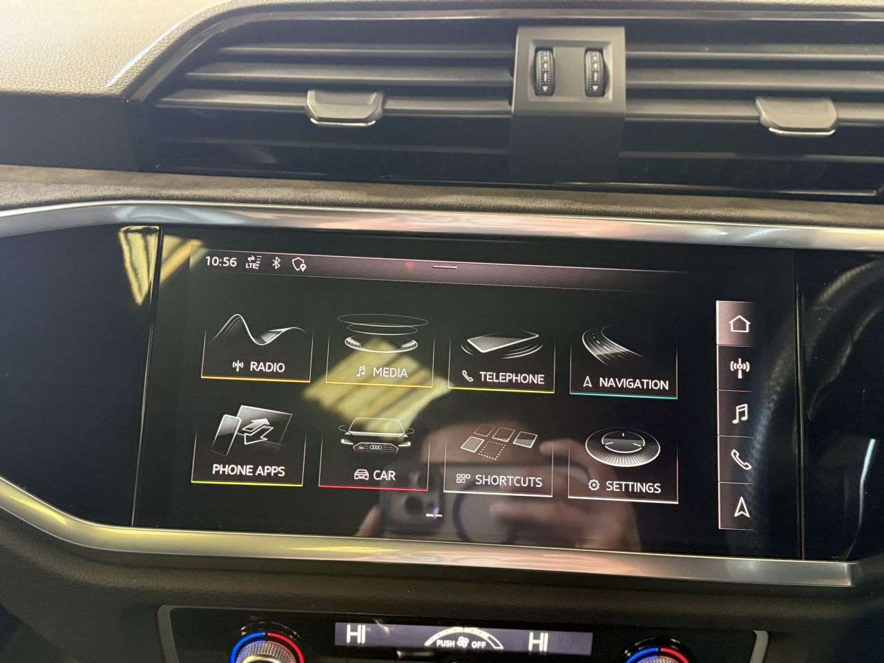 2020 AUDI RS Q3 2020 AUDI RS Q3