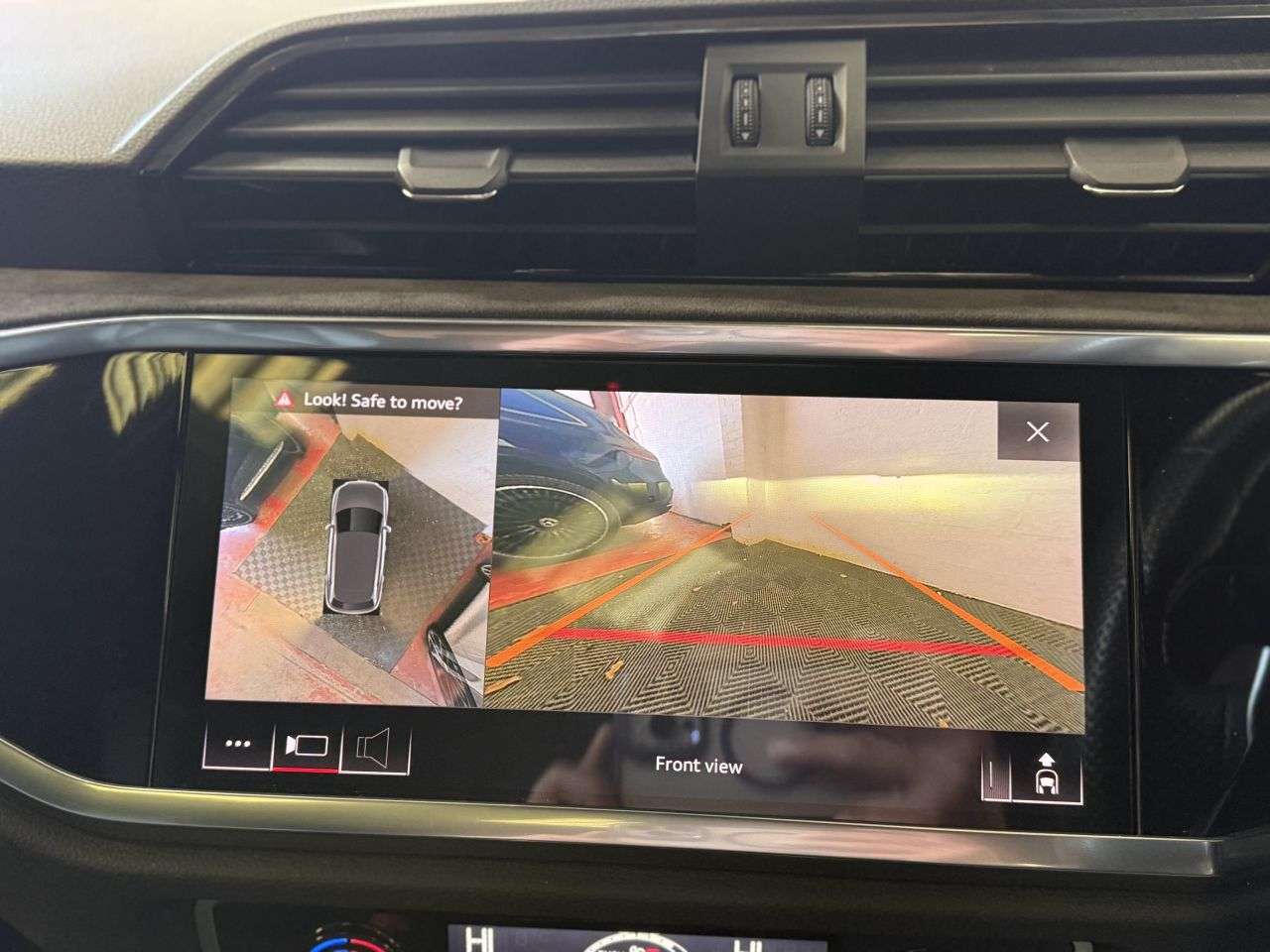 2020 AUDI RS Q3 2020 AUDI RS Q3