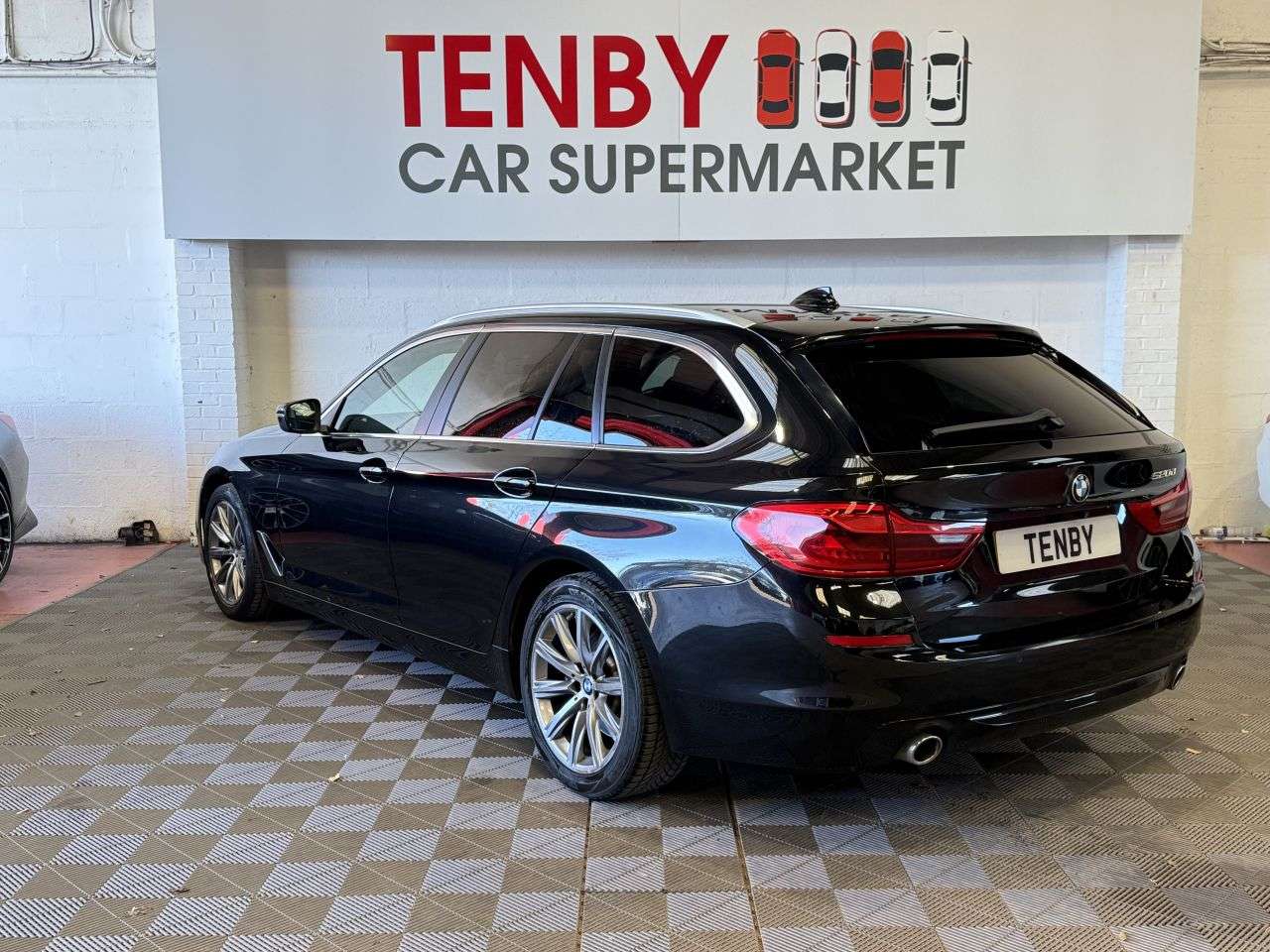 2018 BMW 5 SERIES 2018 BMW 5 SERIES