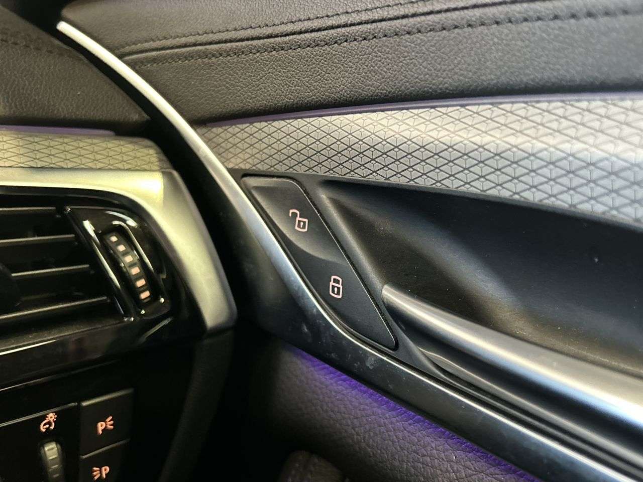 2018 BMW 5 SERIES 2018 BMW 5 SERIES