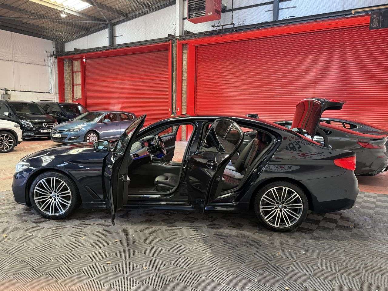 2019 BMW 5 SERIES 2019 BMW 5 SERIES