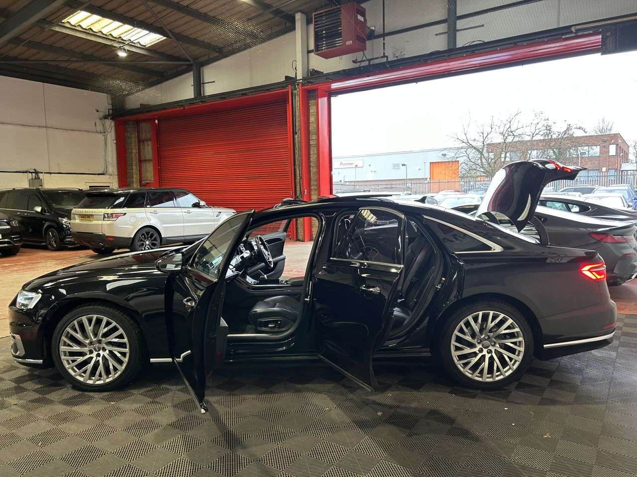 2018 AUDI A8 2018 AUDI A8