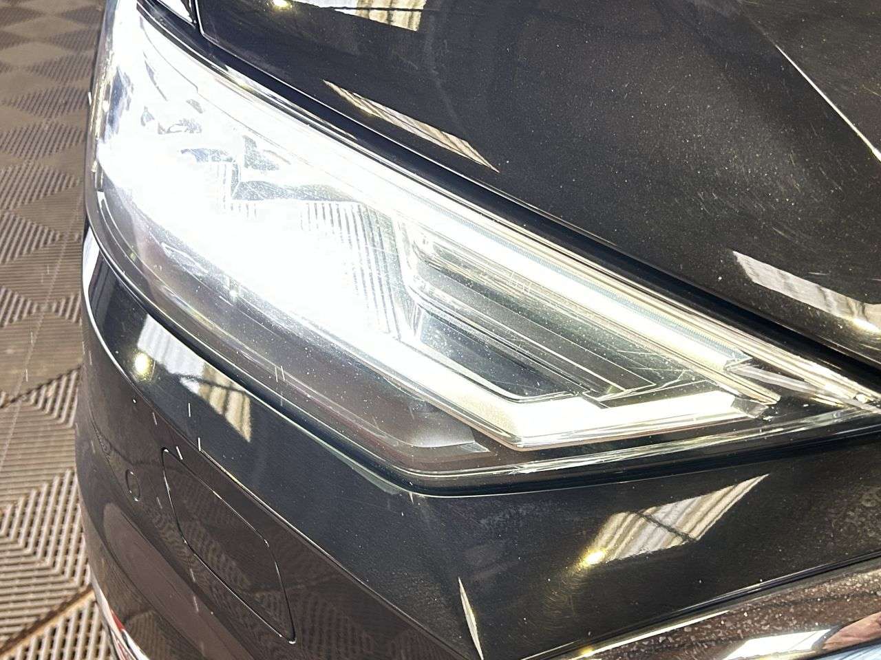 2018 AUDI A8 2018 AUDI A8