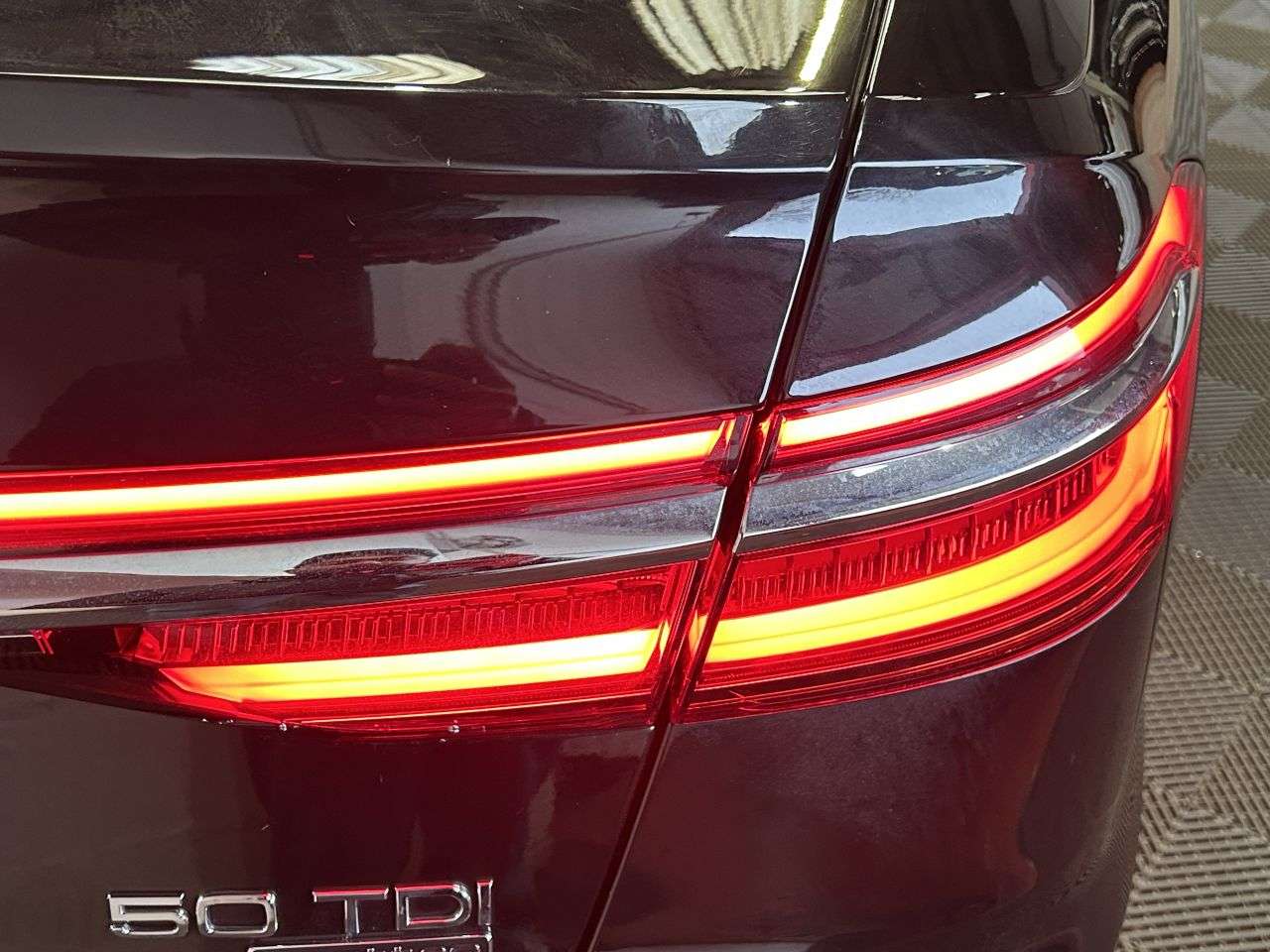 2018 AUDI A8 2018 AUDI A8