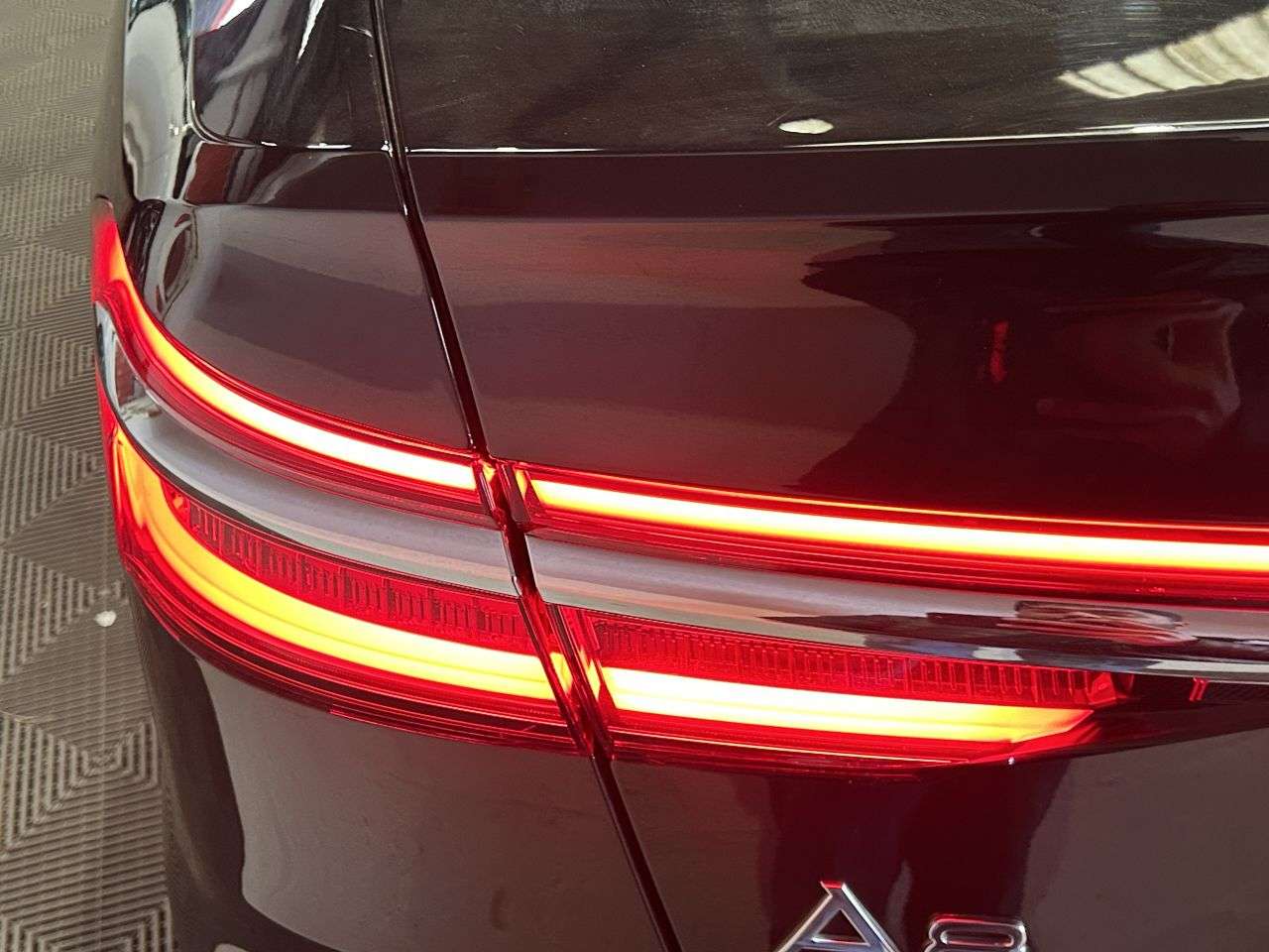 2018 AUDI A8 2018 AUDI A8