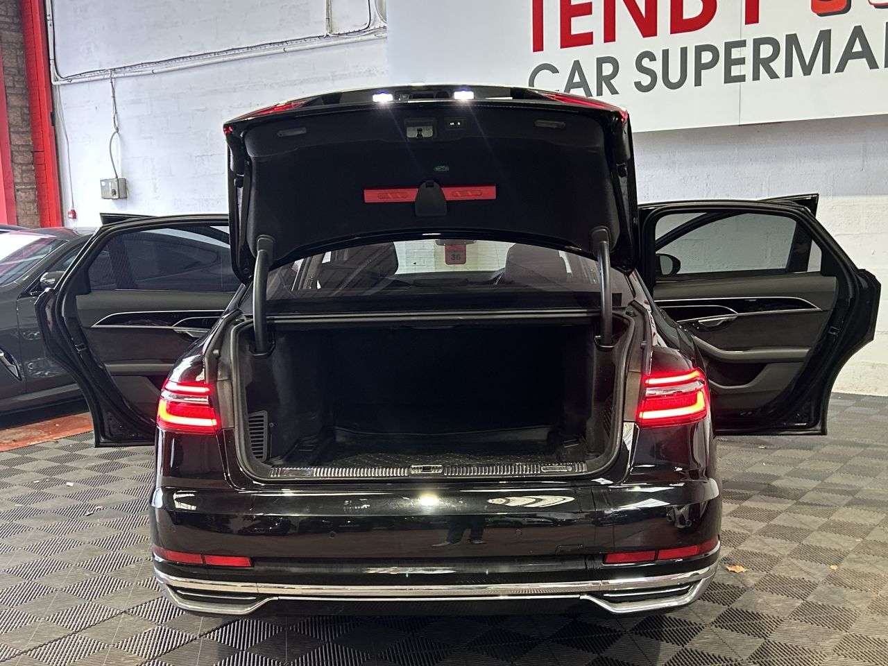 2018 AUDI A8 2018 AUDI A8