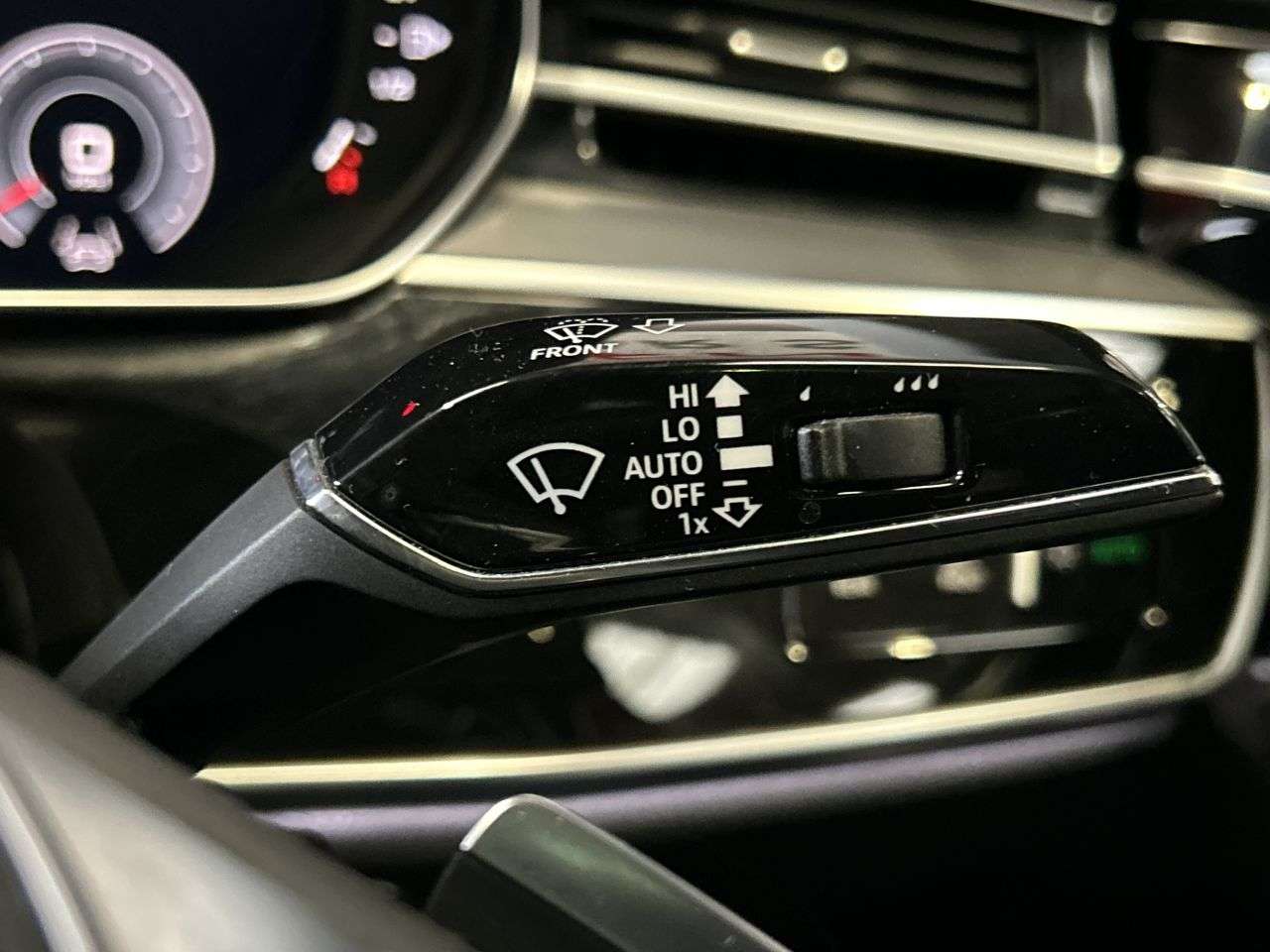 2018 AUDI A8 2018 AUDI A8