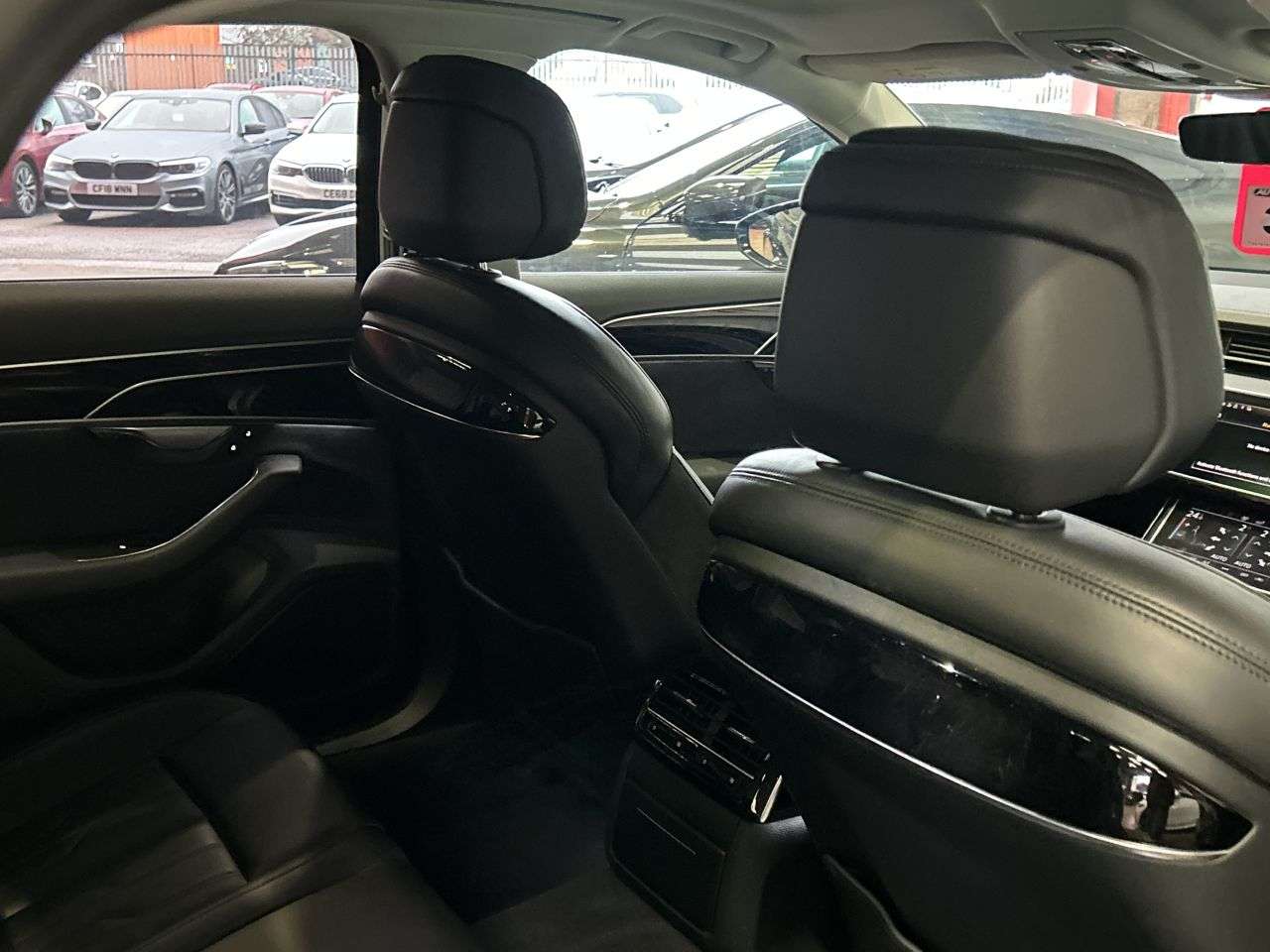 2018 AUDI A8 2018 AUDI A8