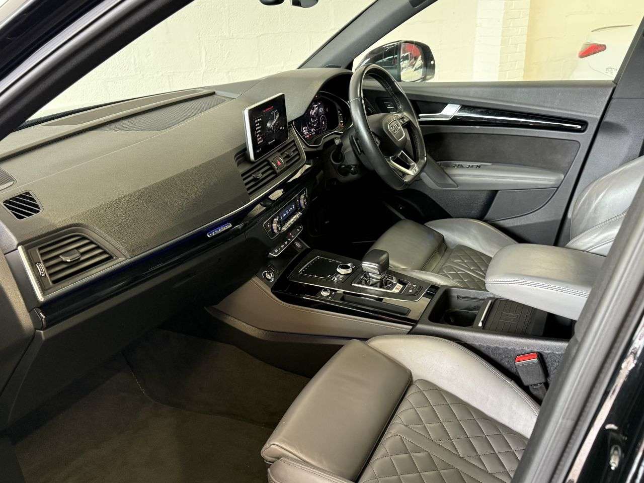 2020 AUDI SQ5 2020 AUDI SQ5