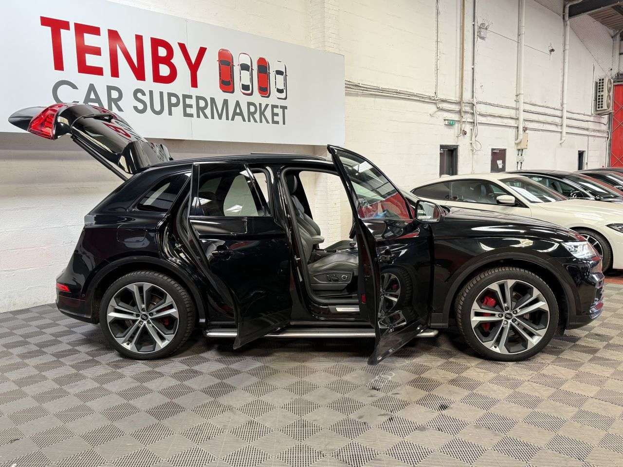 2020 AUDI SQ5 2020 AUDI SQ5