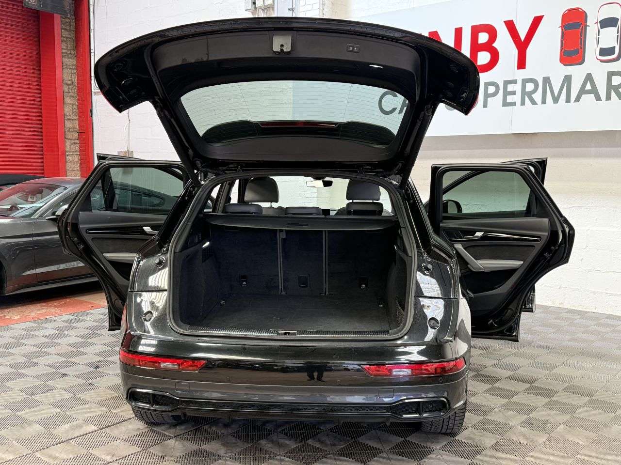 2020 AUDI SQ5 2020 AUDI SQ5