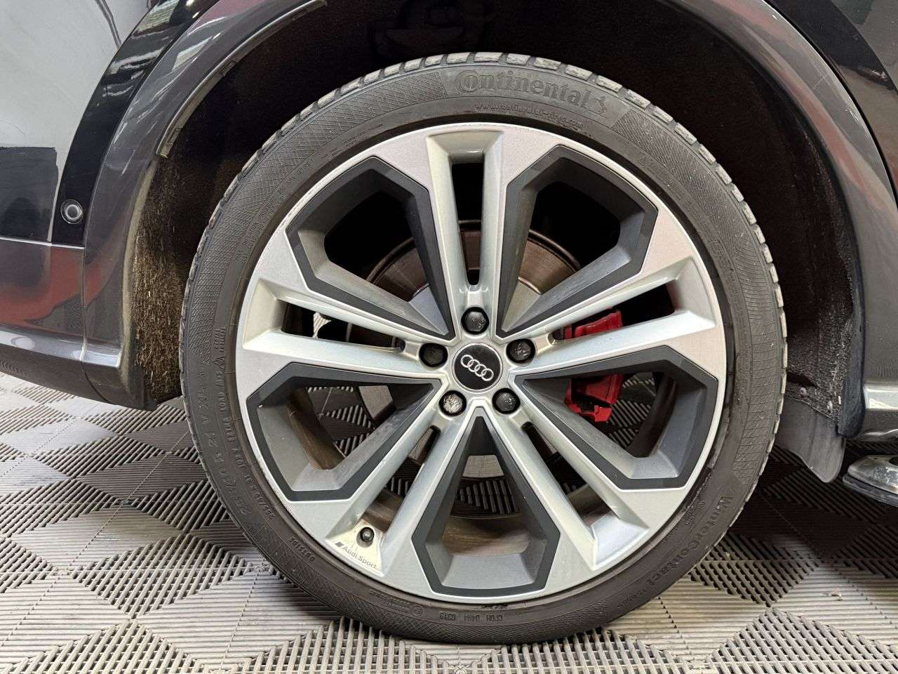 2020 AUDI SQ5 2020 AUDI SQ5