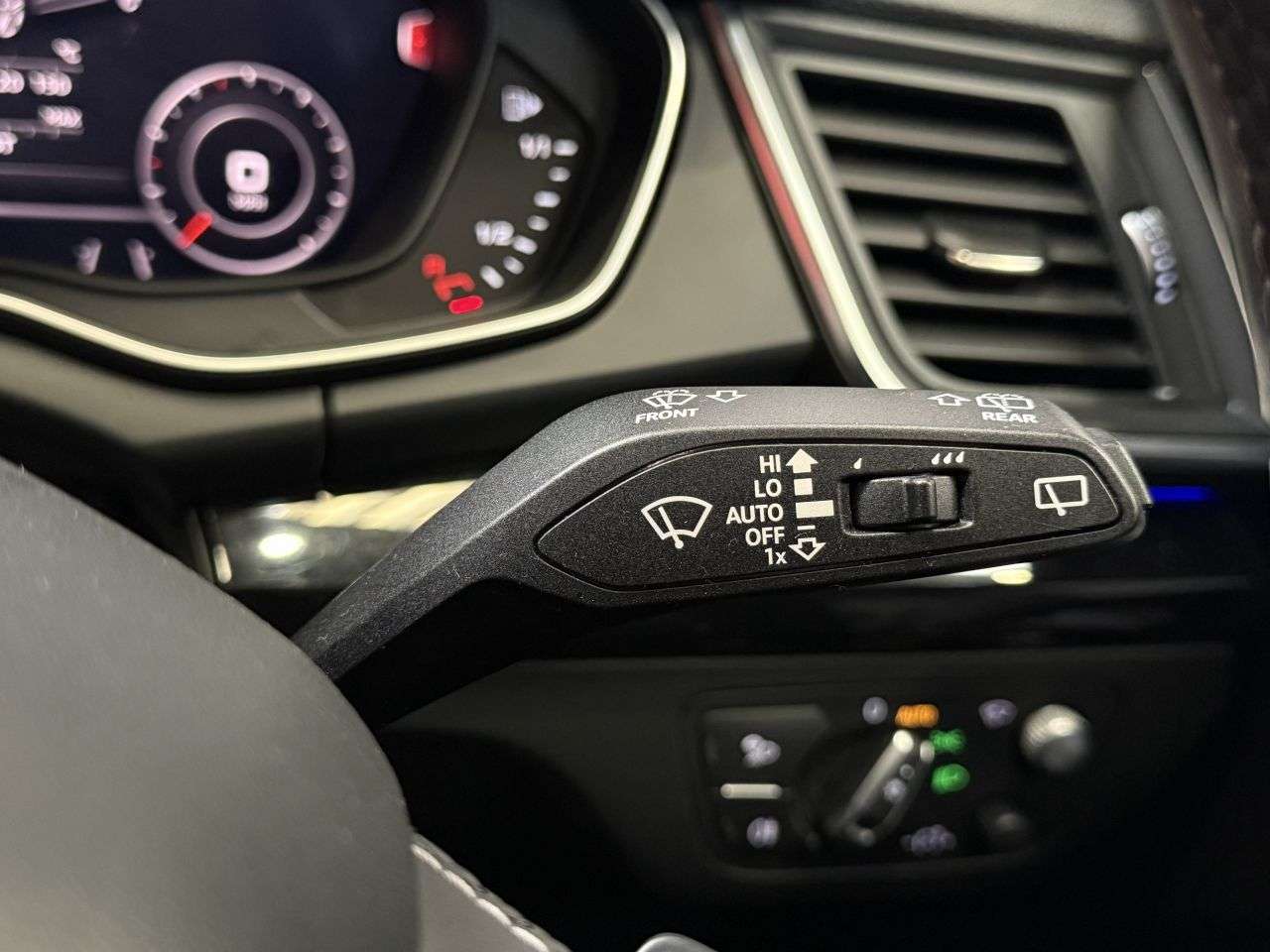 2020 AUDI SQ5 2020 AUDI SQ5