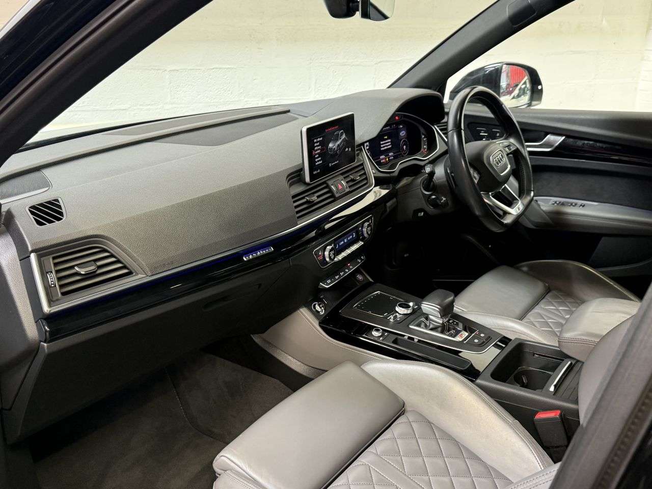 2020 AUDI SQ5 2020 AUDI SQ5