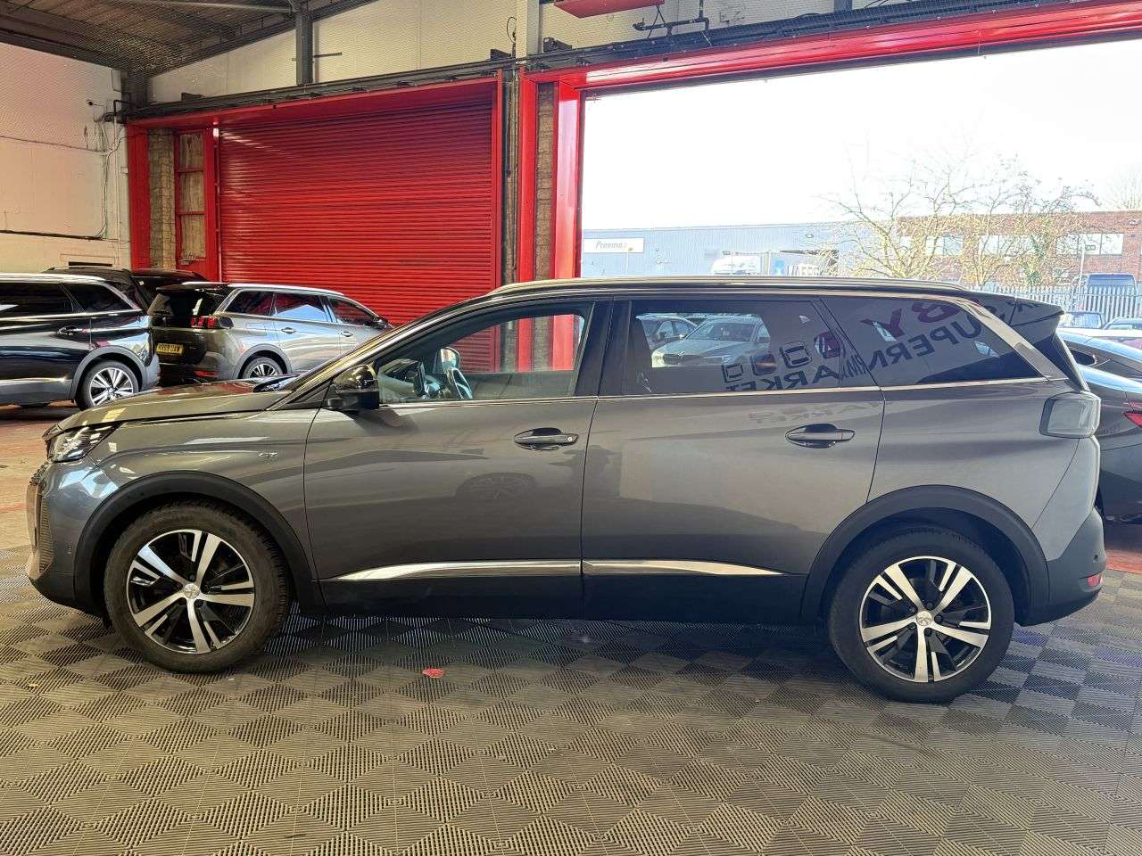 2021 PEUGEOT 5008 2021 PEUGEOT 5008