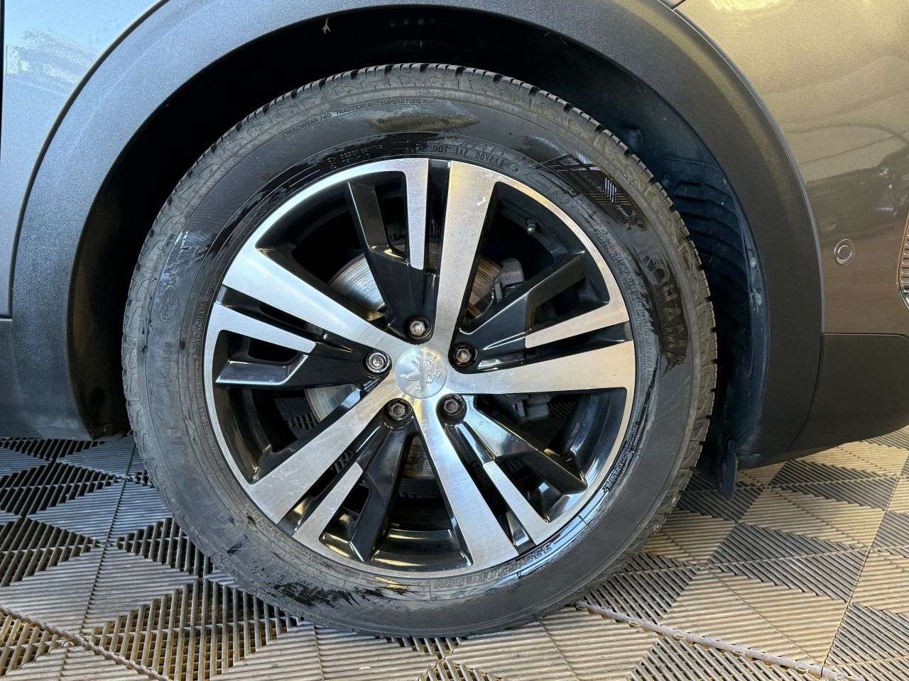 2021 PEUGEOT 5008 2021 PEUGEOT 5008