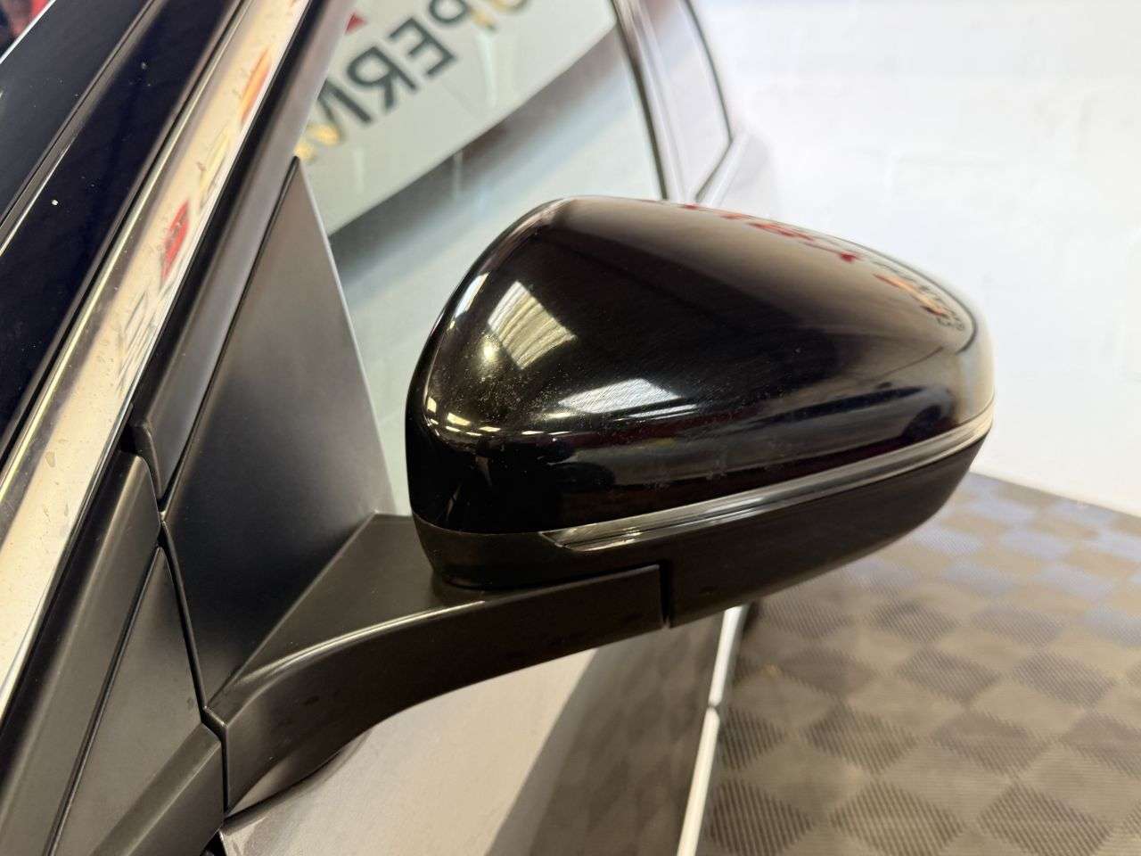 2021 PEUGEOT 5008 2021 PEUGEOT 5008