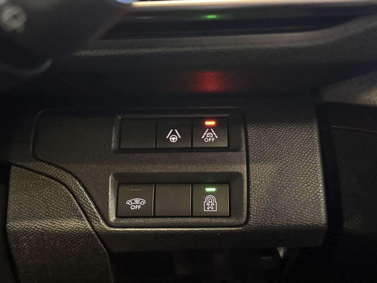 2021 PEUGEOT 5008 2021 PEUGEOT 5008