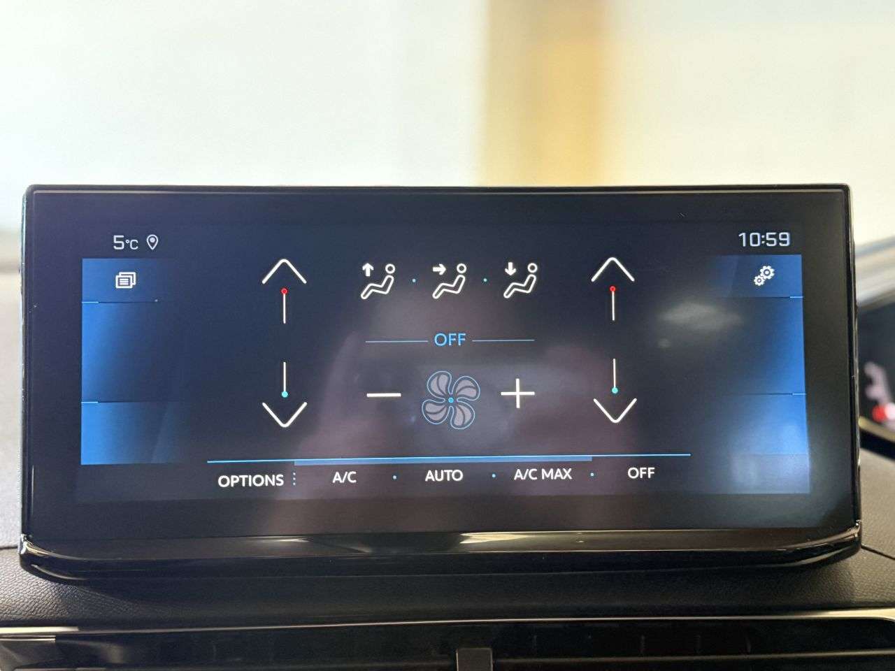 2021 PEUGEOT 5008 2021 PEUGEOT 5008