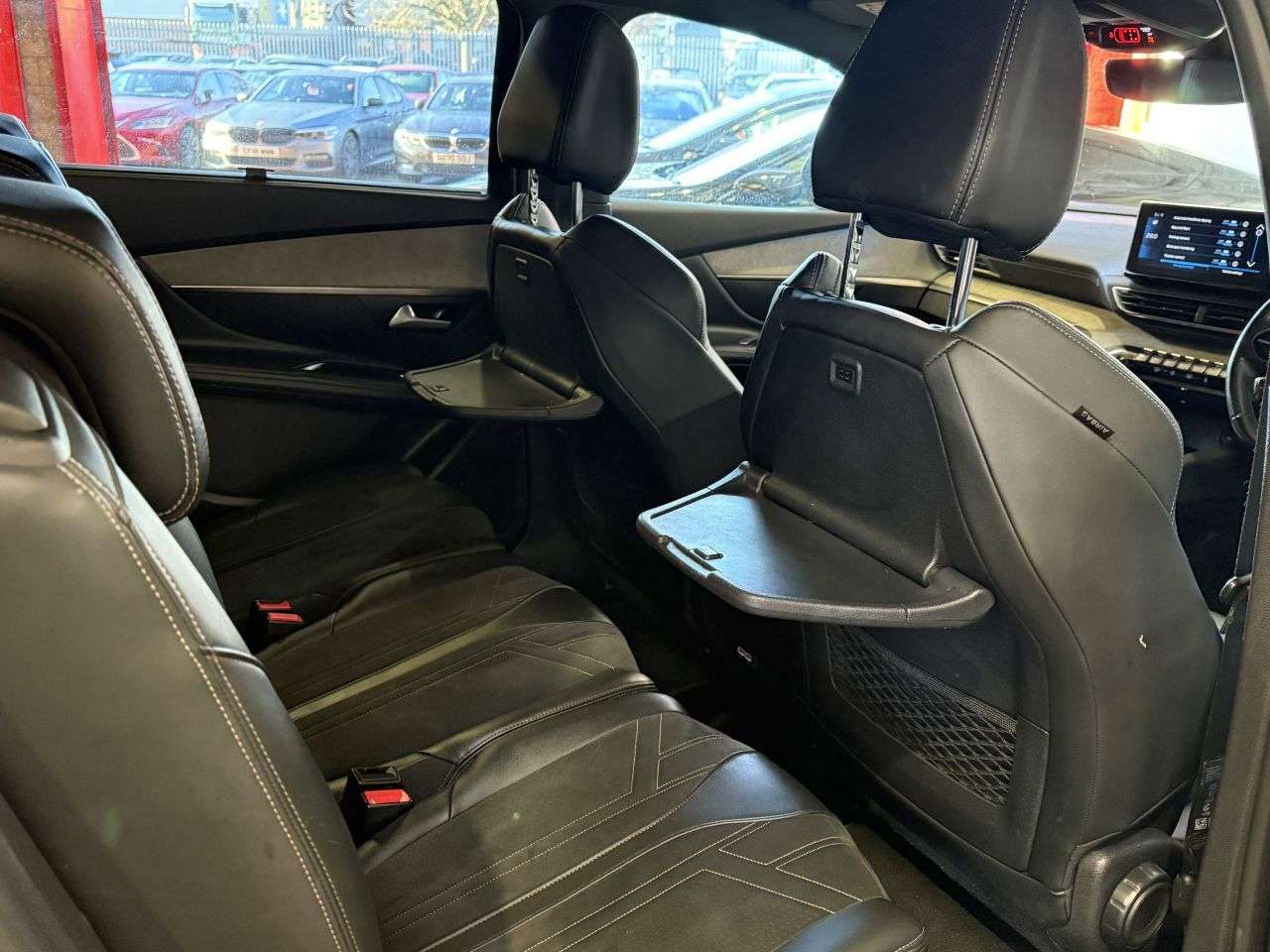 2021 PEUGEOT 5008 2021 PEUGEOT 5008