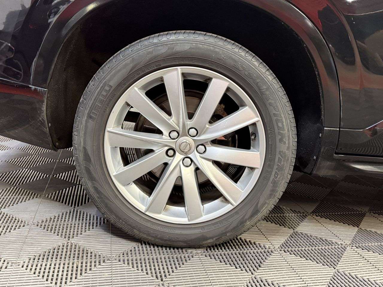 2017 VOLVO XC90 2017 VOLVO XC90