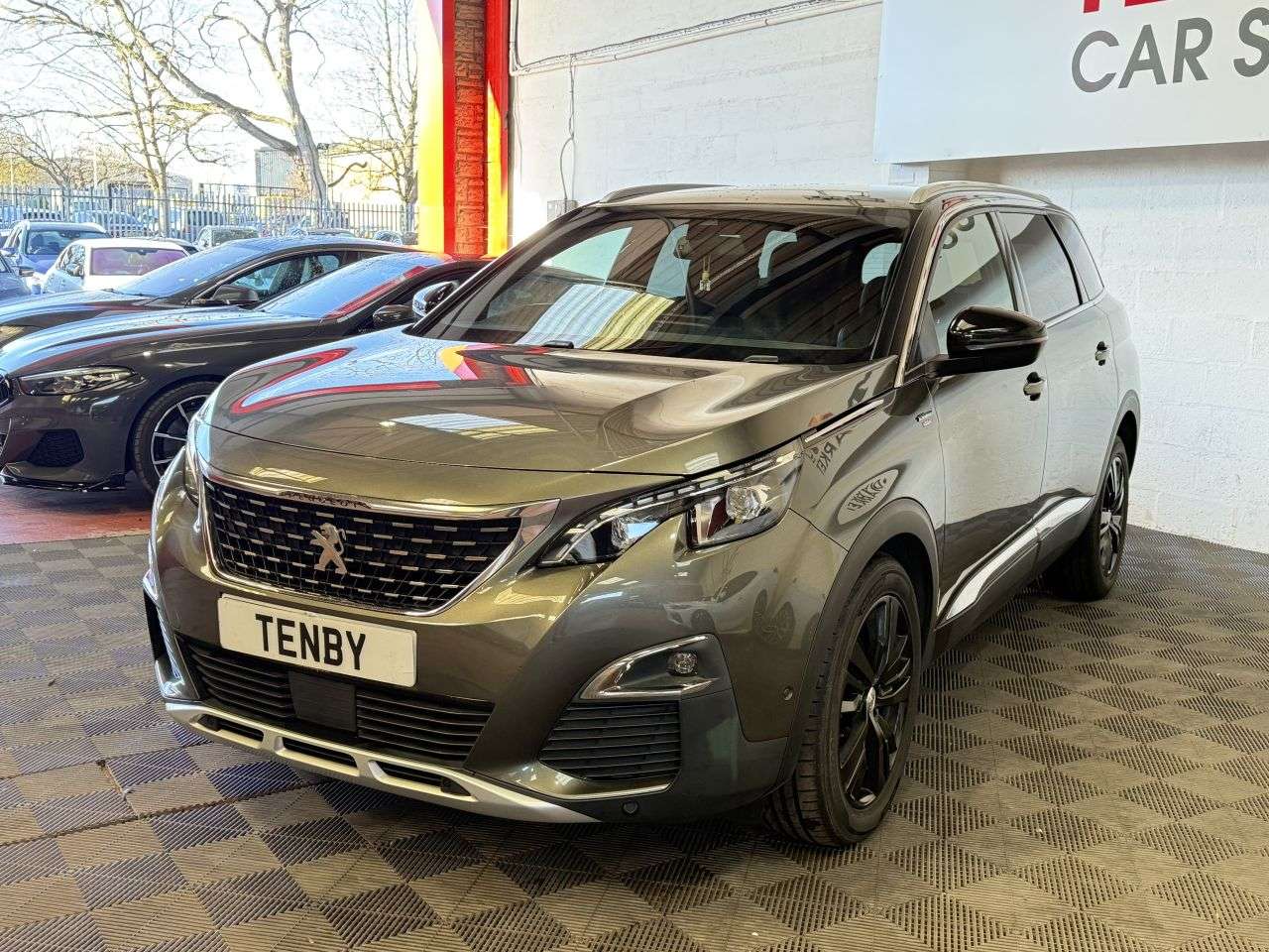 2019 PEUGEOT 5008 2019 PEUGEOT 5008