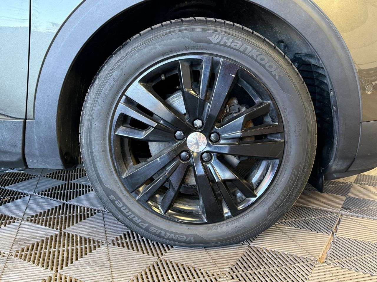 2019 PEUGEOT 5008 2019 PEUGEOT 5008