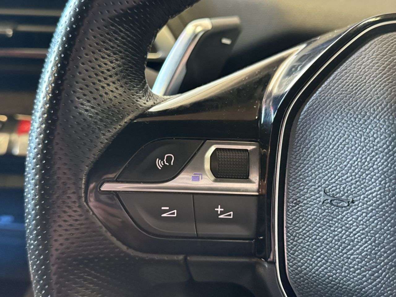 2019 PEUGEOT 5008 2019 PEUGEOT 5008