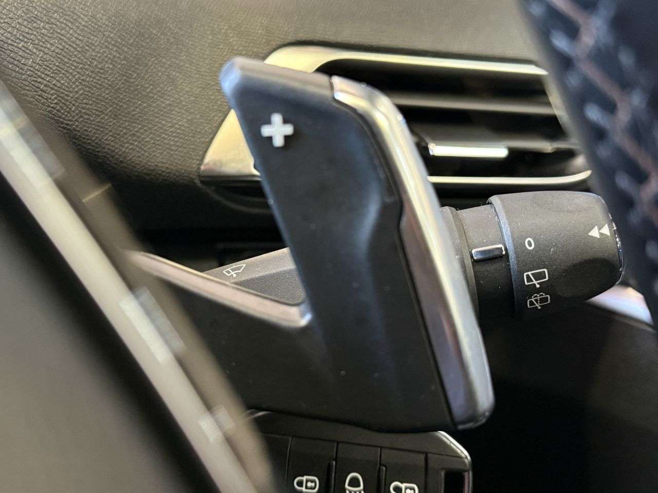 2019 PEUGEOT 5008 2019 PEUGEOT 5008