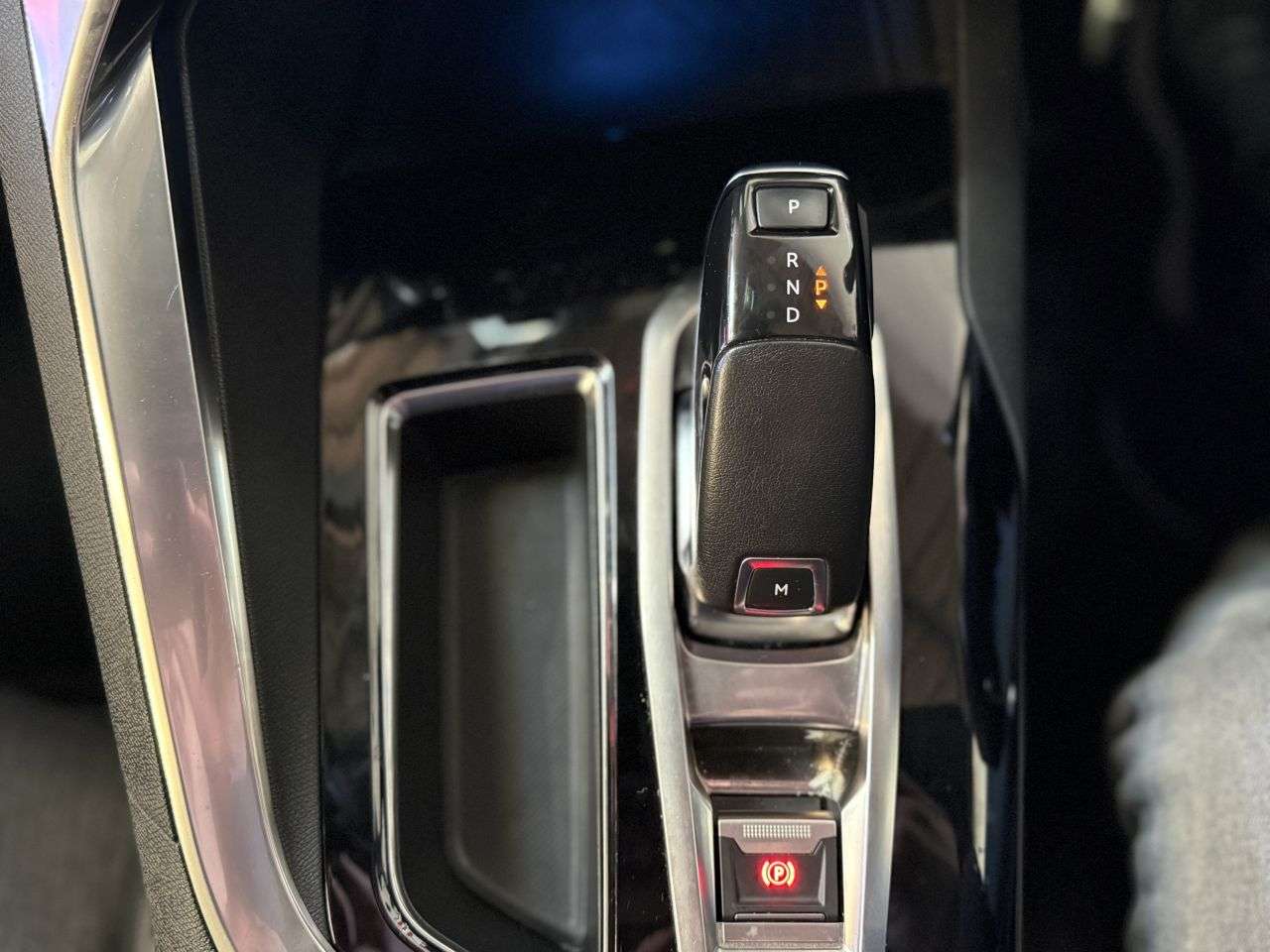 2019 PEUGEOT 5008 2019 PEUGEOT 5008