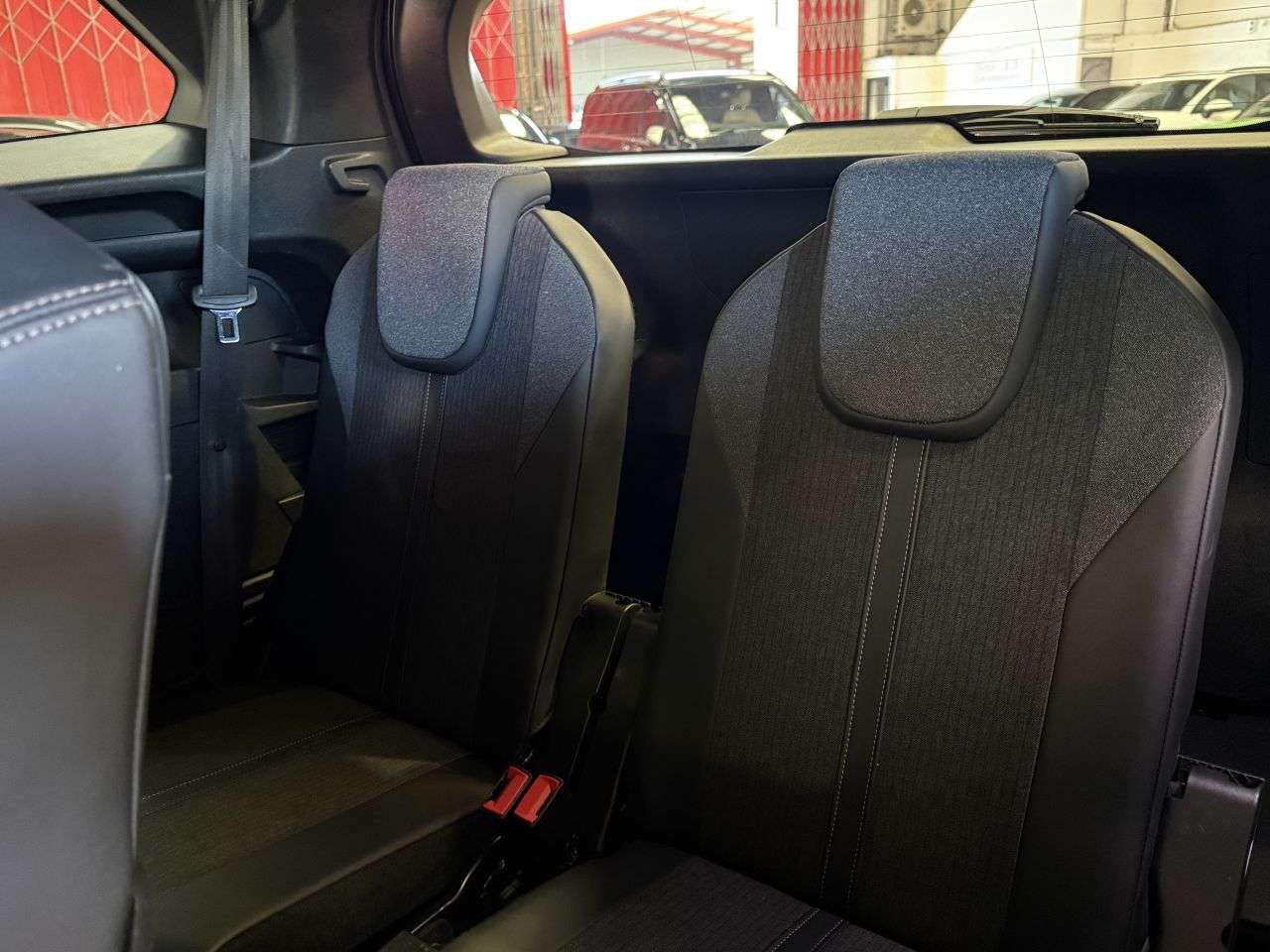 2019 PEUGEOT 5008 2019 PEUGEOT 5008