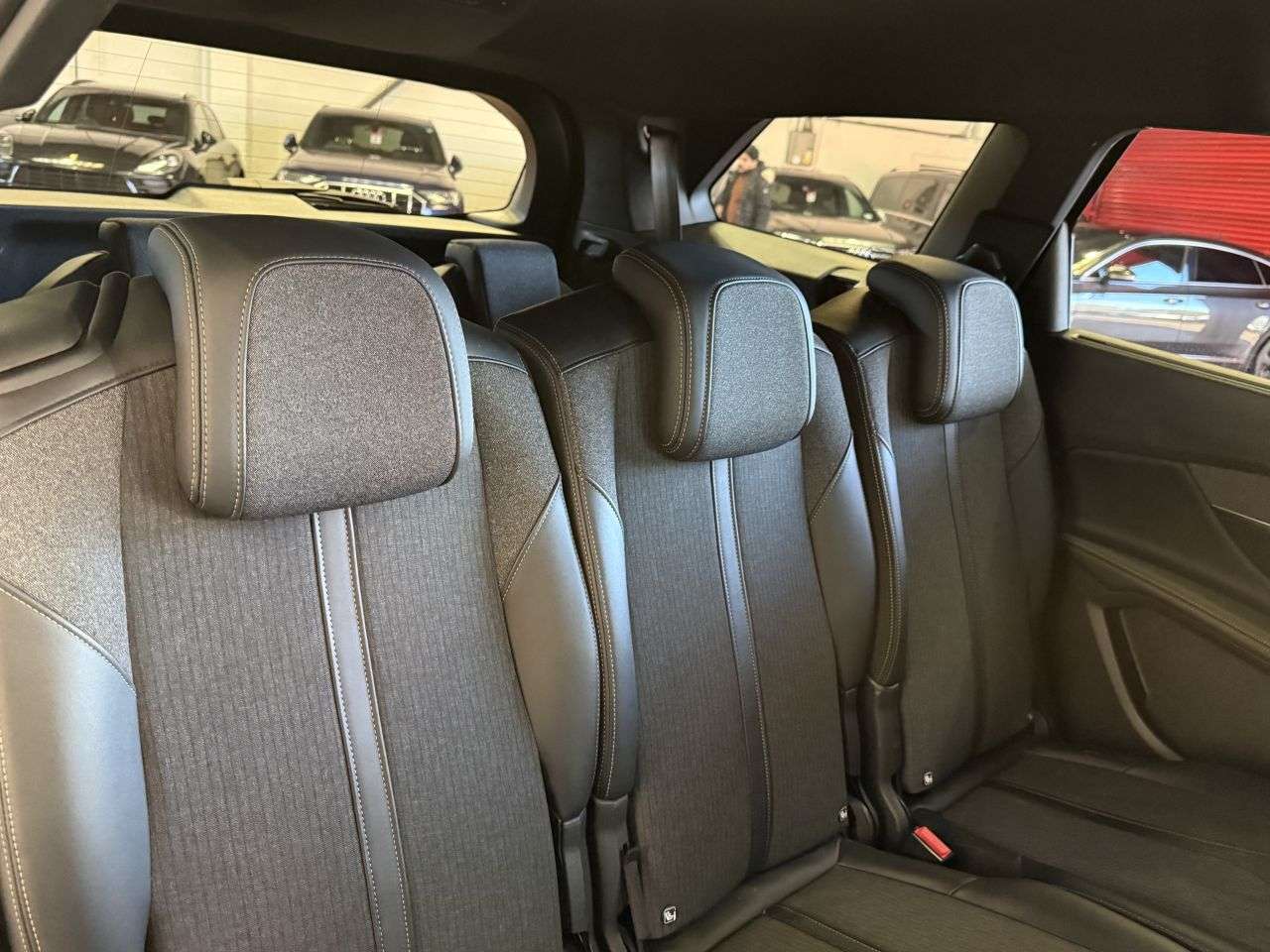 2019 PEUGEOT 5008 2019 PEUGEOT 5008