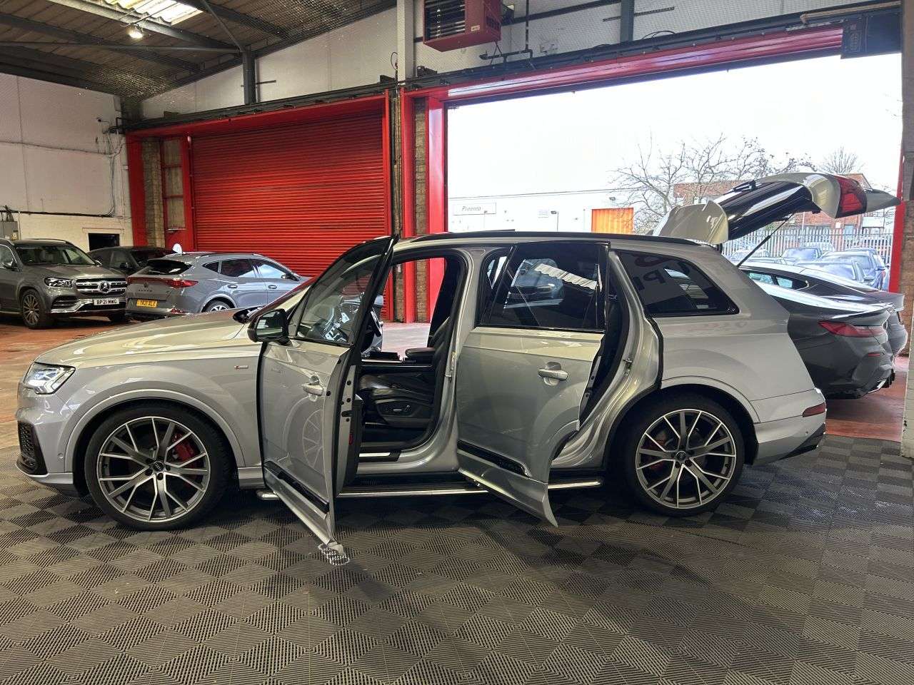 2020 AUDI Q7 2020 AUDI Q7