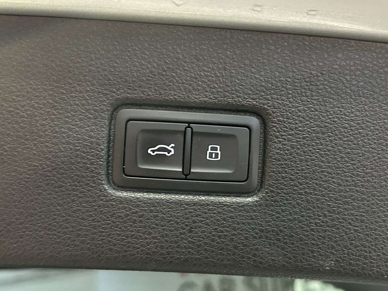 2020 AUDI Q7 2020 AUDI Q7