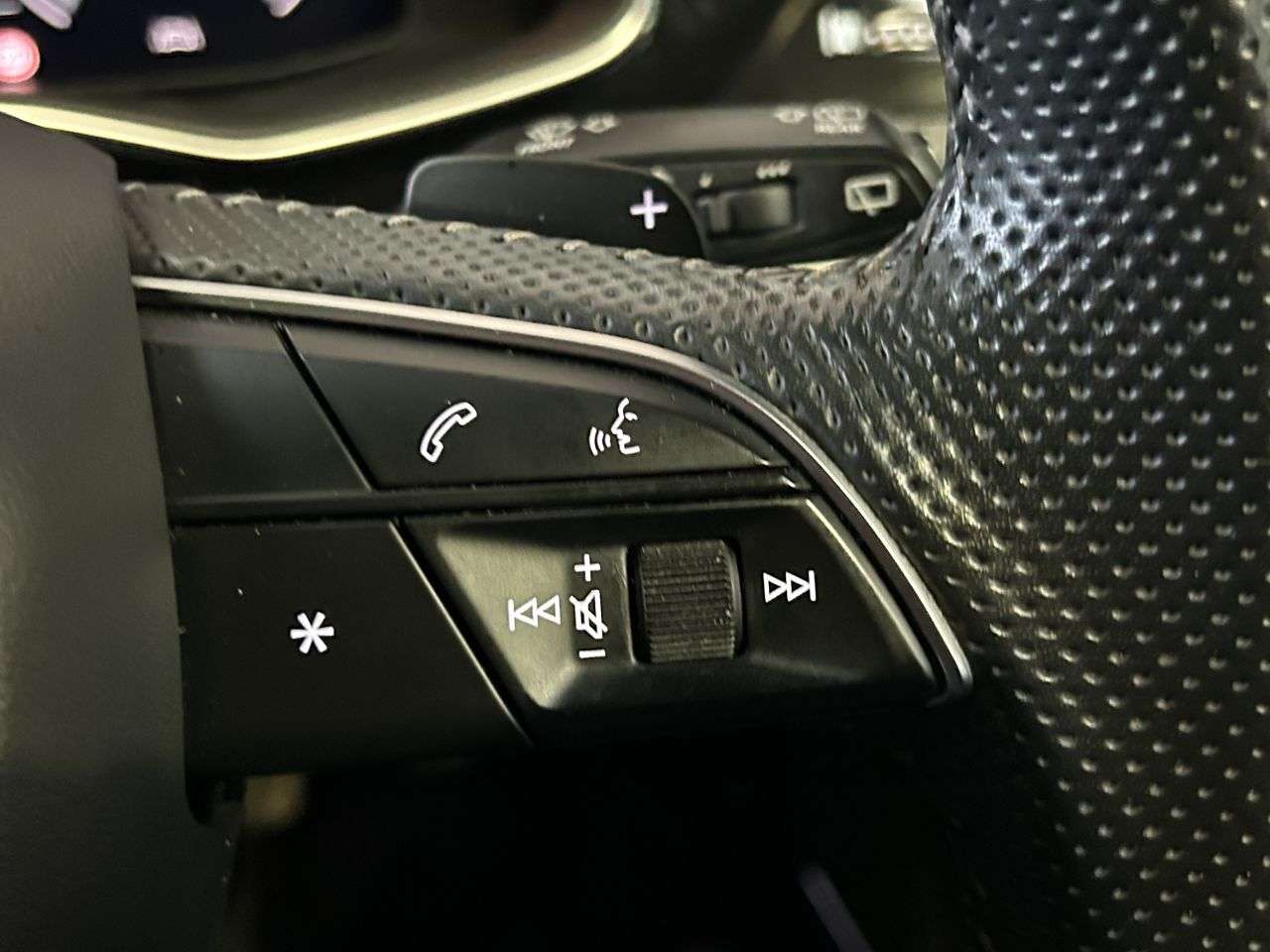 2020 AUDI Q7 2020 AUDI Q7