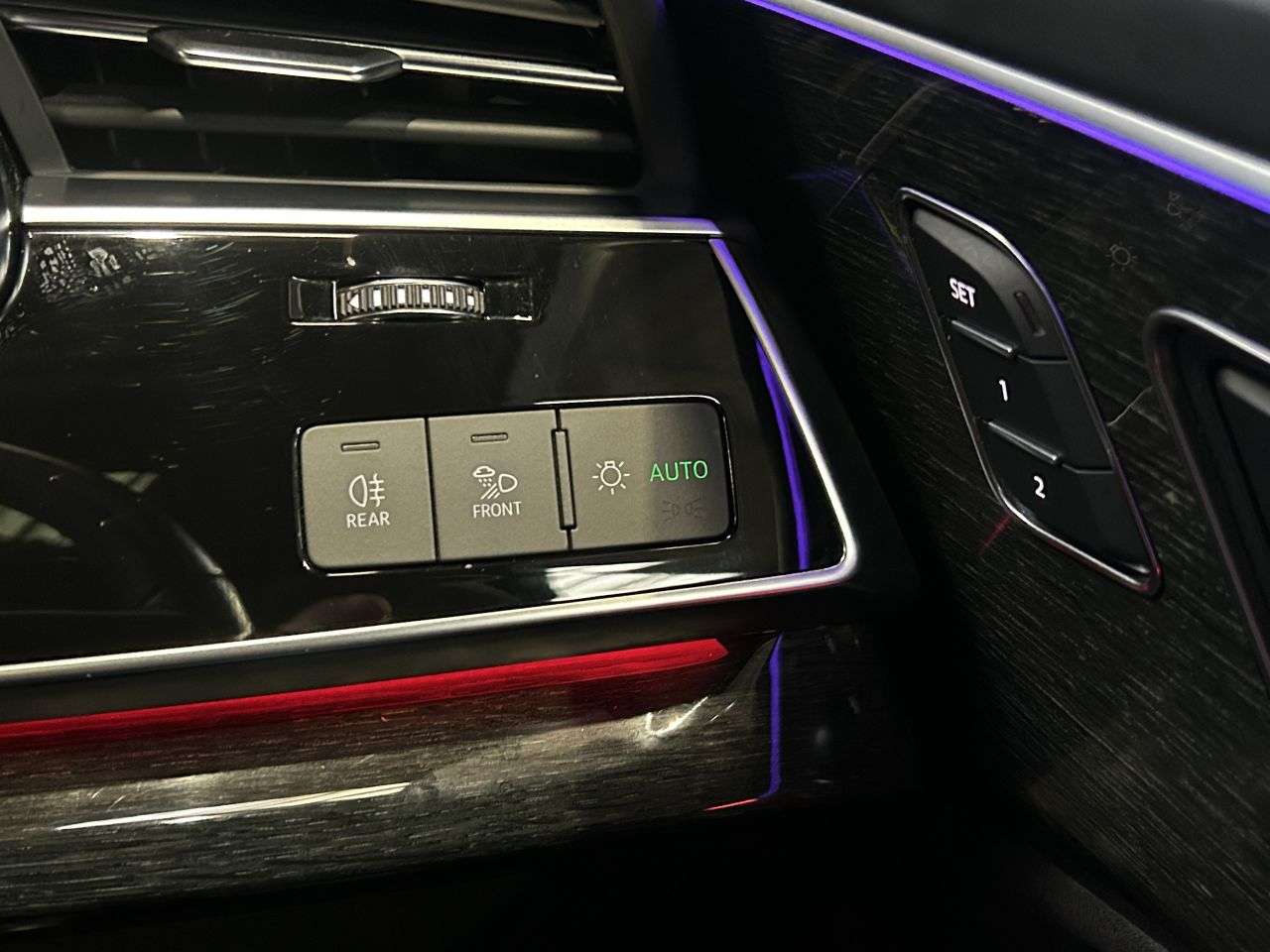 2020 AUDI Q7 2020 AUDI Q7