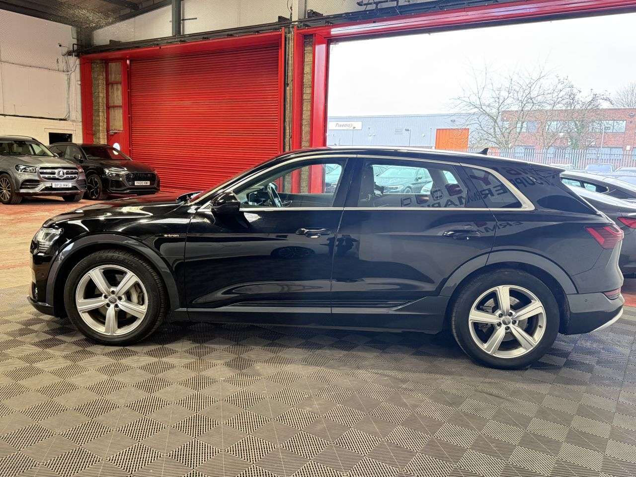 2020 AUDI E-TRON 2020 AUDI E-TRON