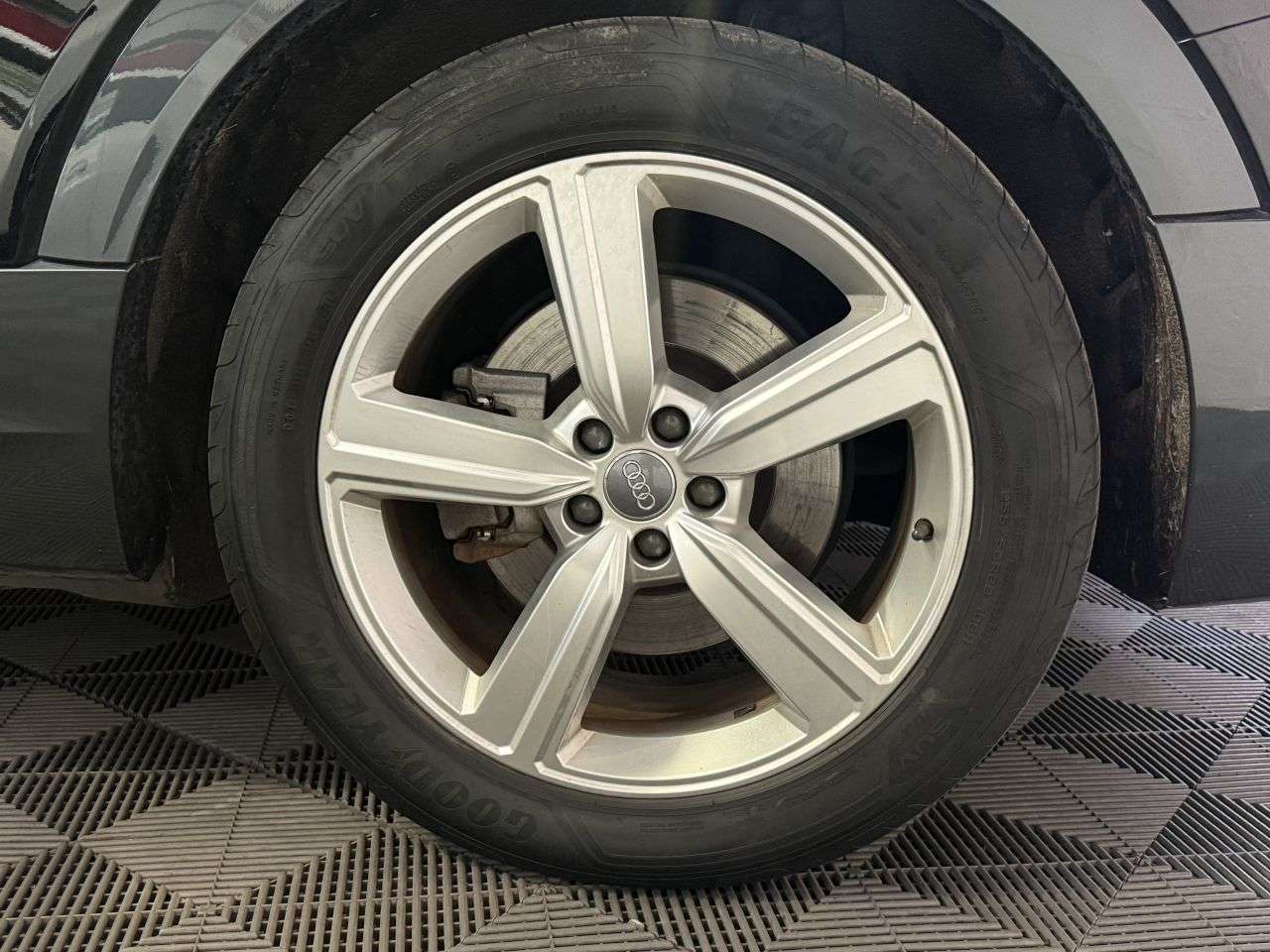 2020 AUDI E-TRON 2020 AUDI E-TRON