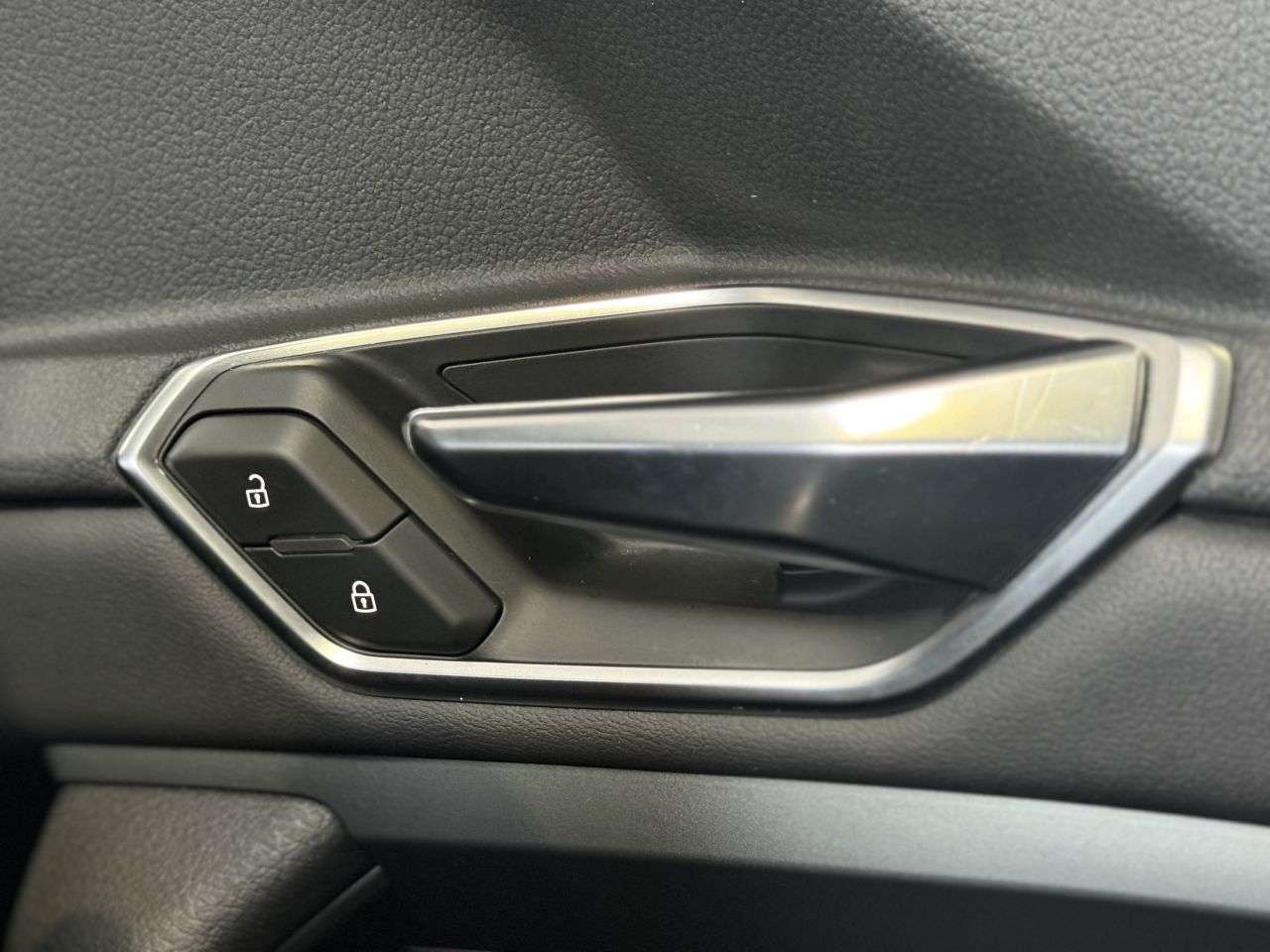 2020 AUDI E-TRON 2020 AUDI E-TRON