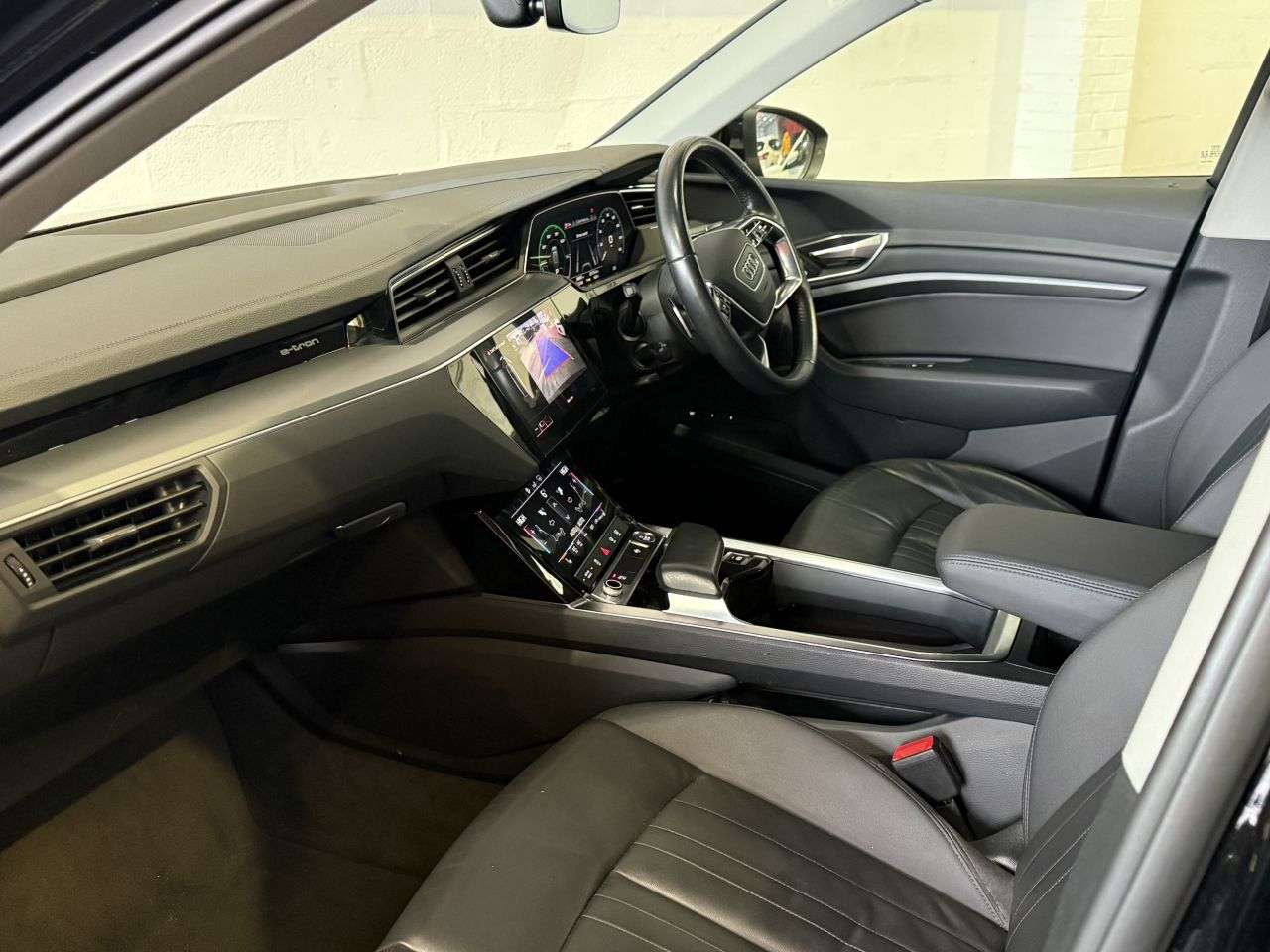 2020 AUDI E-TRON 2020 AUDI E-TRON