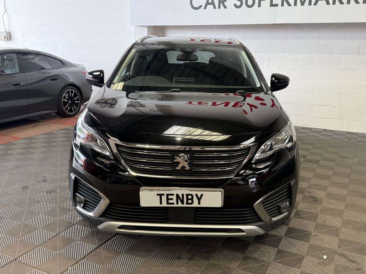 A 2019 PEUGEOT 5008 1.5 BlueHDi Allure SUV 5dr Diesel EAT Euro 6 (s/s) (130 ps) A 2019 PEUGEOT 5008 1.5 BlueHDi Allure SUV 5dr Diesel EAT Euro 6 (s/s) (130 ps)