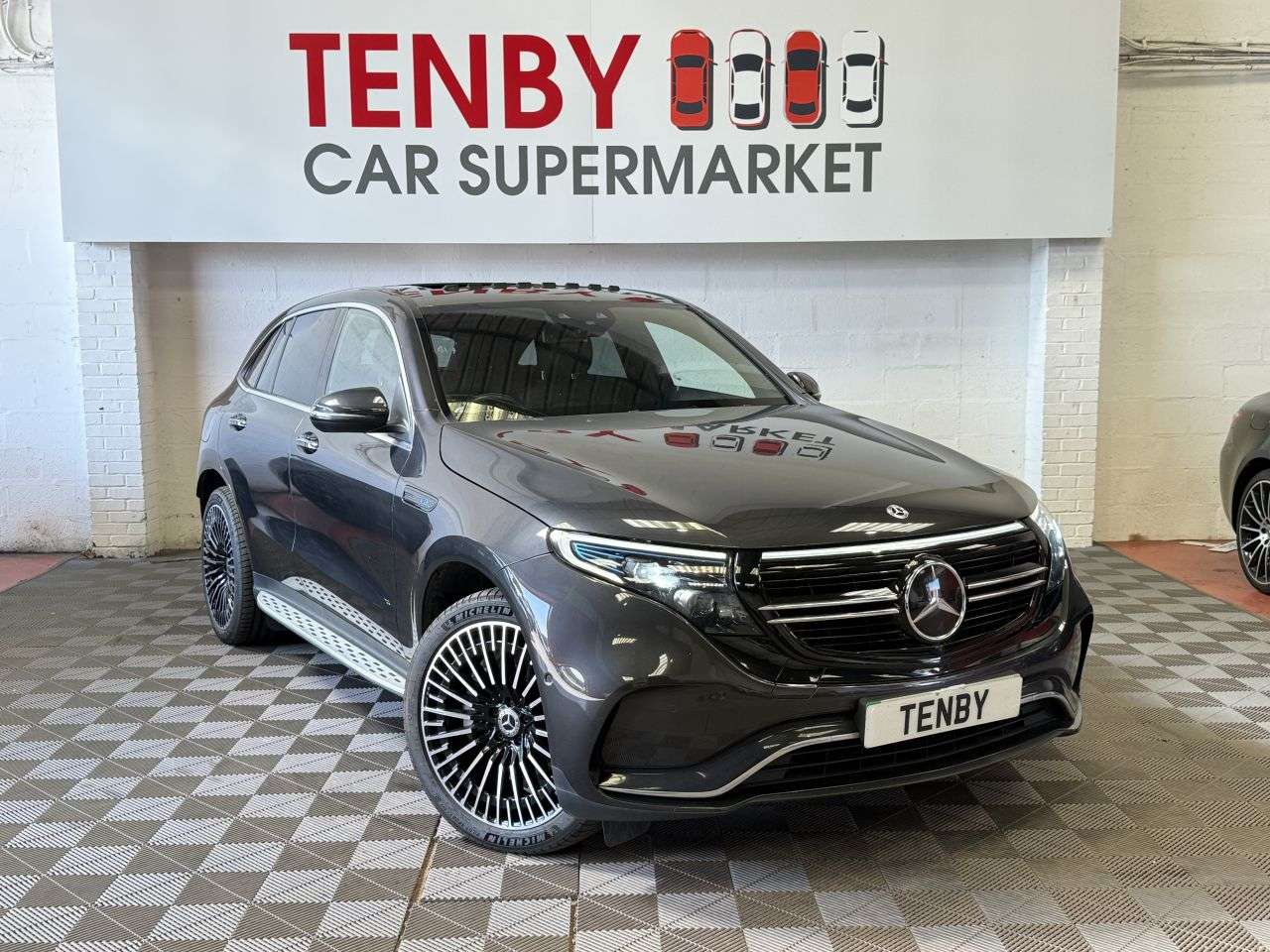 A 2022 MERCEDES-BENZ EQC EQC 400 80kWh AMG Line (Premium) SUV 5dr Electric Auto 4MATIC (408 ps) 21"A A 2022 MERCEDES-BENZ EQC EQC 400 80kWh AMG Line (Premium) SUV 5dr Electric Auto 4MATIC (408 ps) 21"A