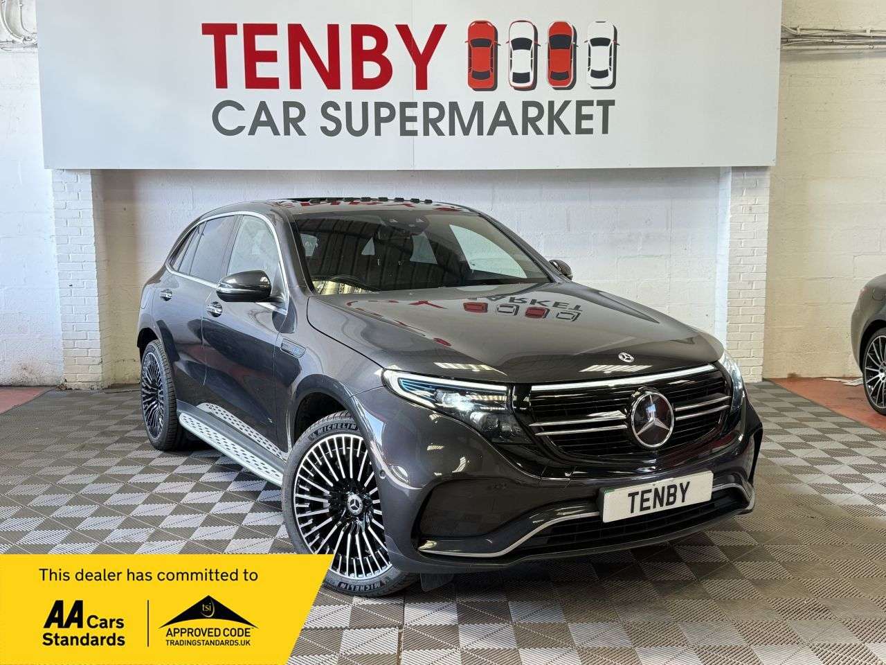 A 2022 MERCEDES-BENZ EQC EQC 400 80kWh AMG Line (Premium) SUV 5dr Electric Auto 4MATIC (408 ps) 21"A A 2022 MERCEDES-BENZ EQC EQC 400 80kWh AMG Line (Premium) SUV 5dr Electric Auto 4MATIC (408 ps) 21"A