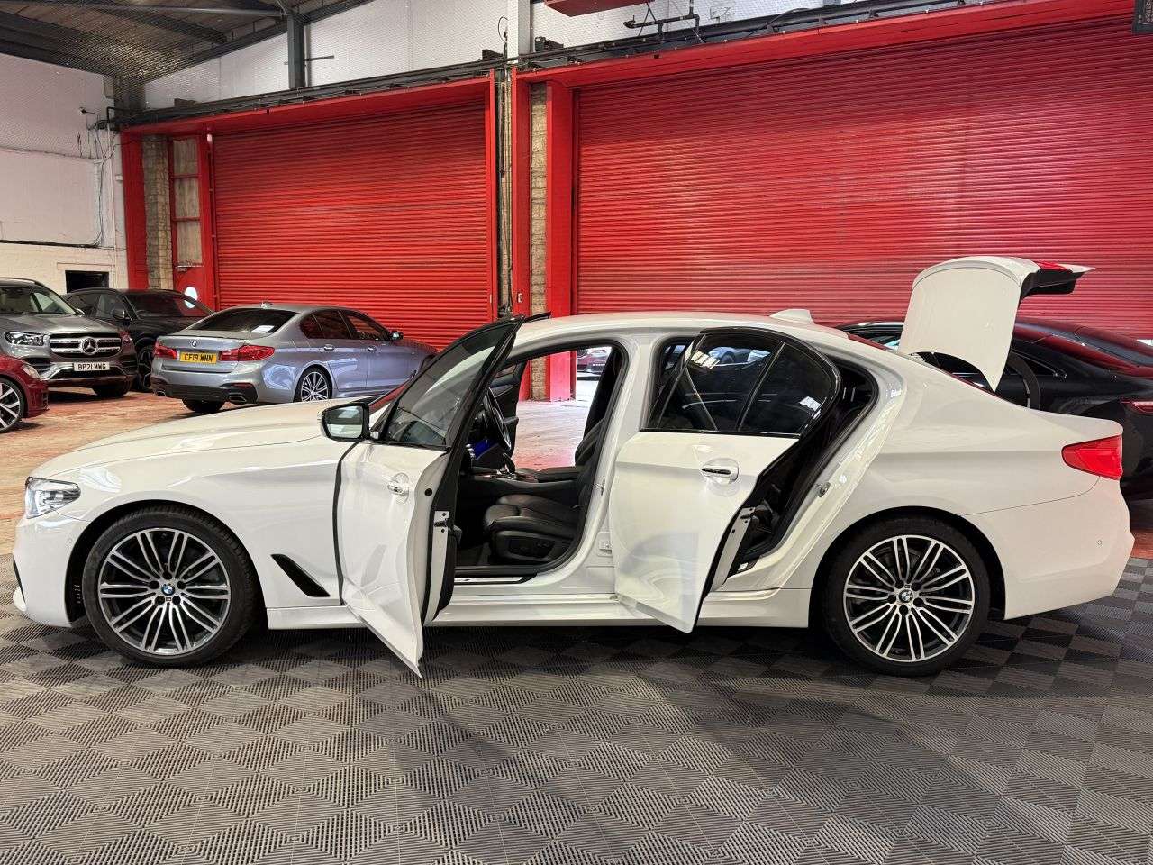 2018 BMW 5 SERIES 2018 BMW 5 SERIES