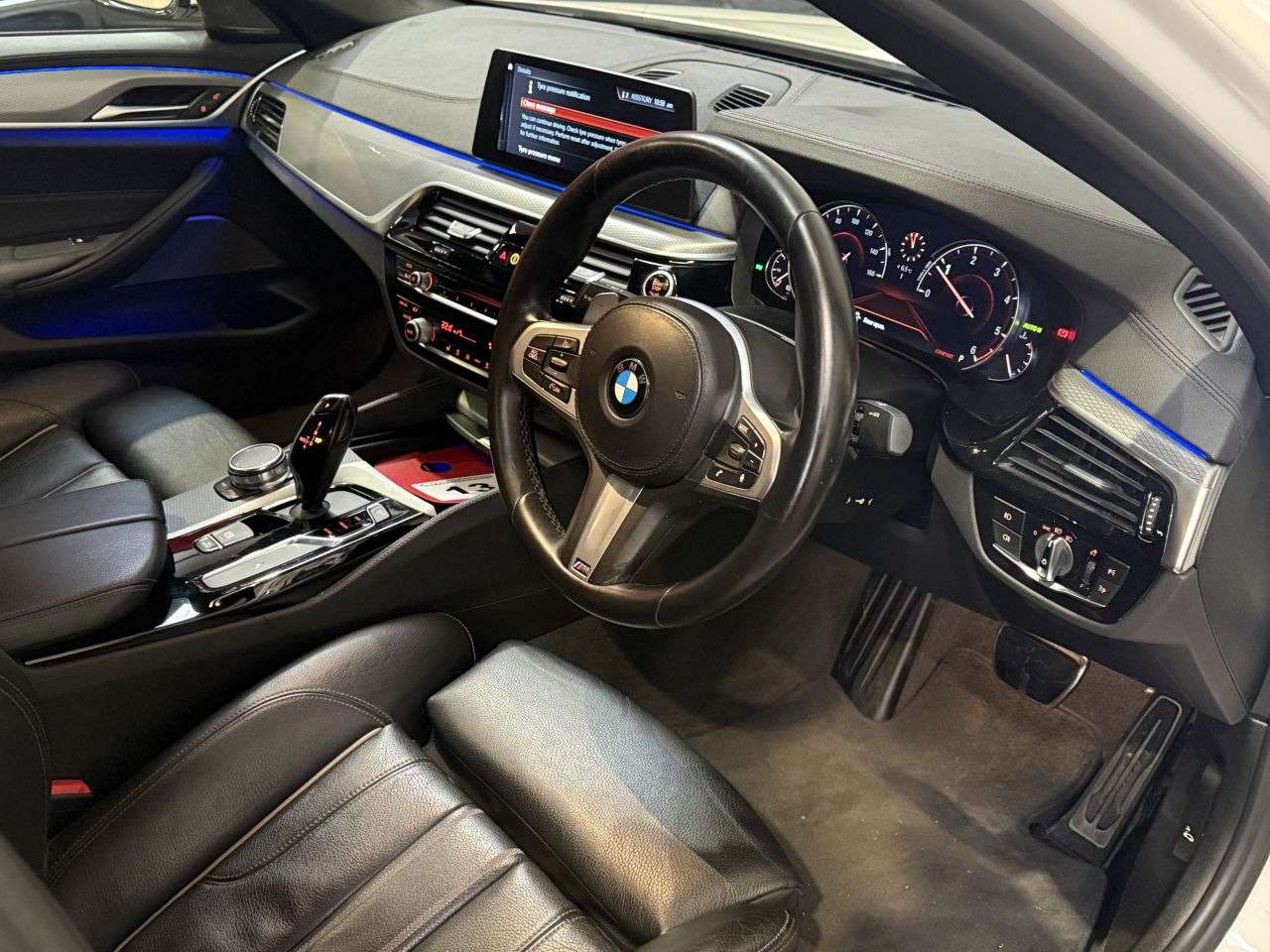 2018 BMW 5 SERIES 2018 BMW 5 SERIES