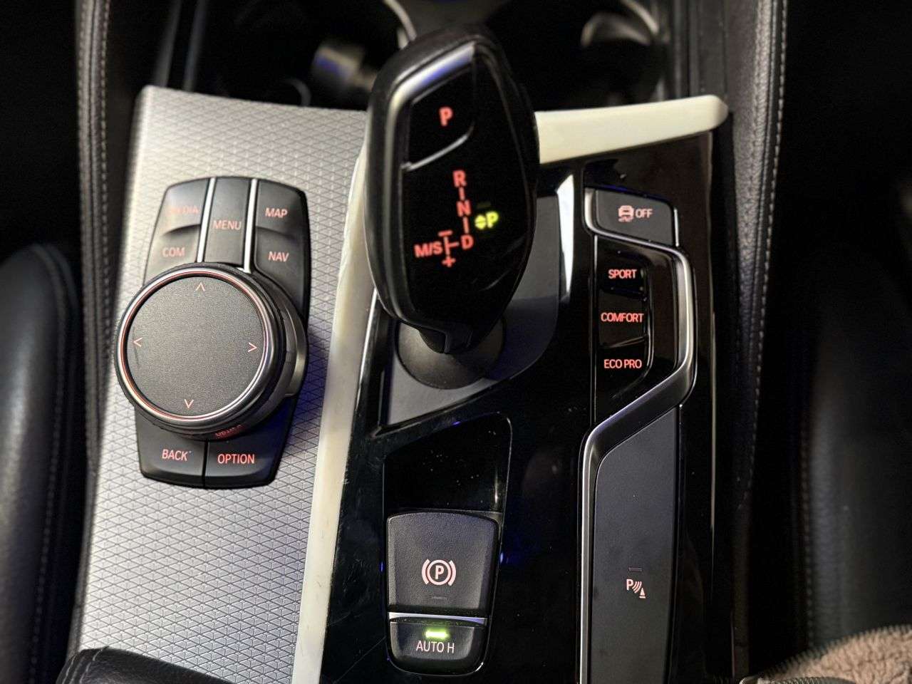 2018 BMW 5 SERIES 2018 BMW 5 SERIES