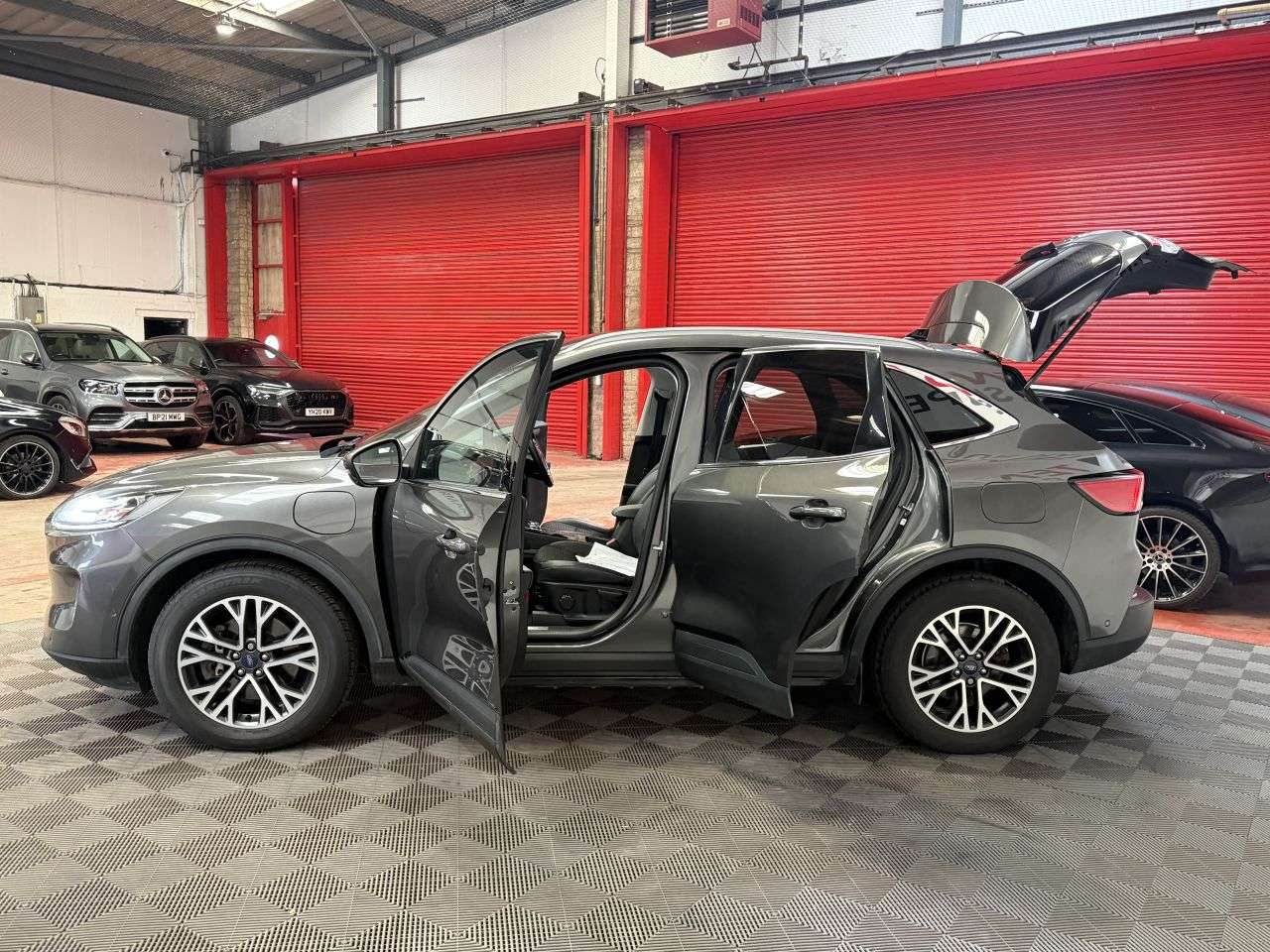 2021 FORD KUGA 2021 FORD KUGA