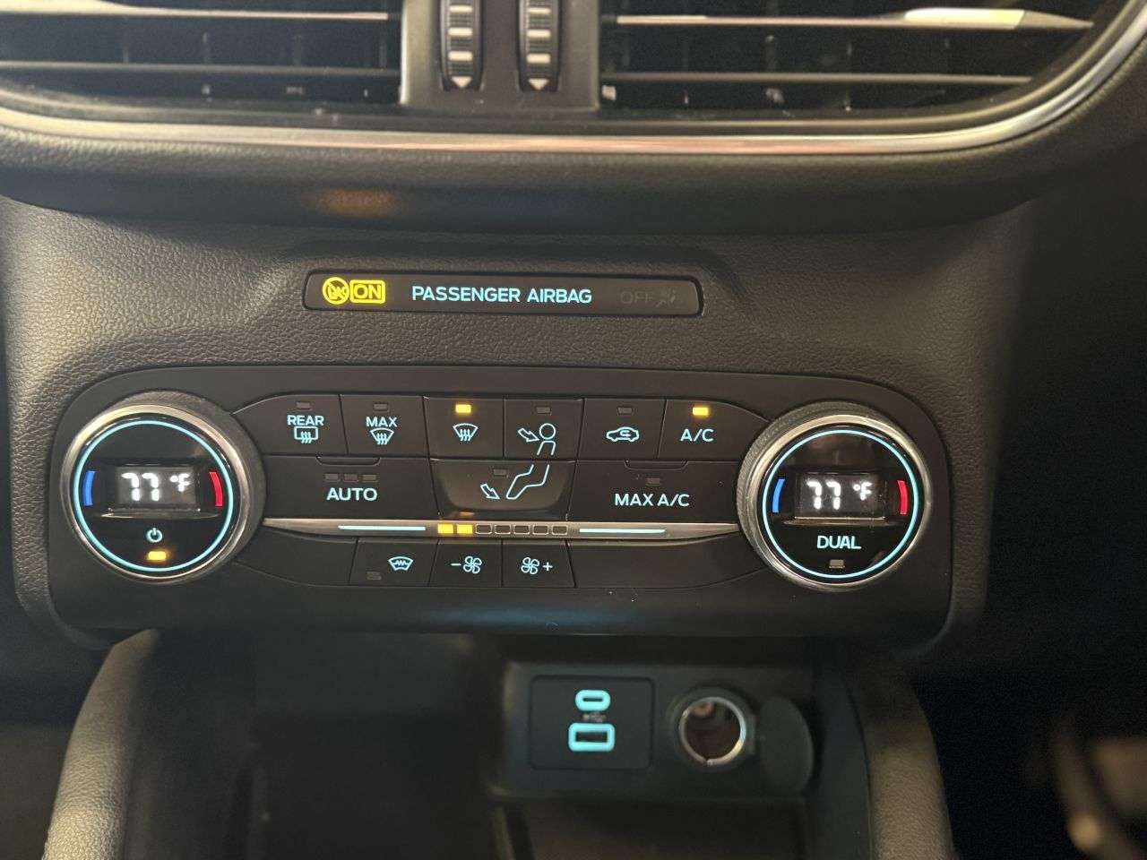 2021 FORD KUGA 2021 FORD KUGA