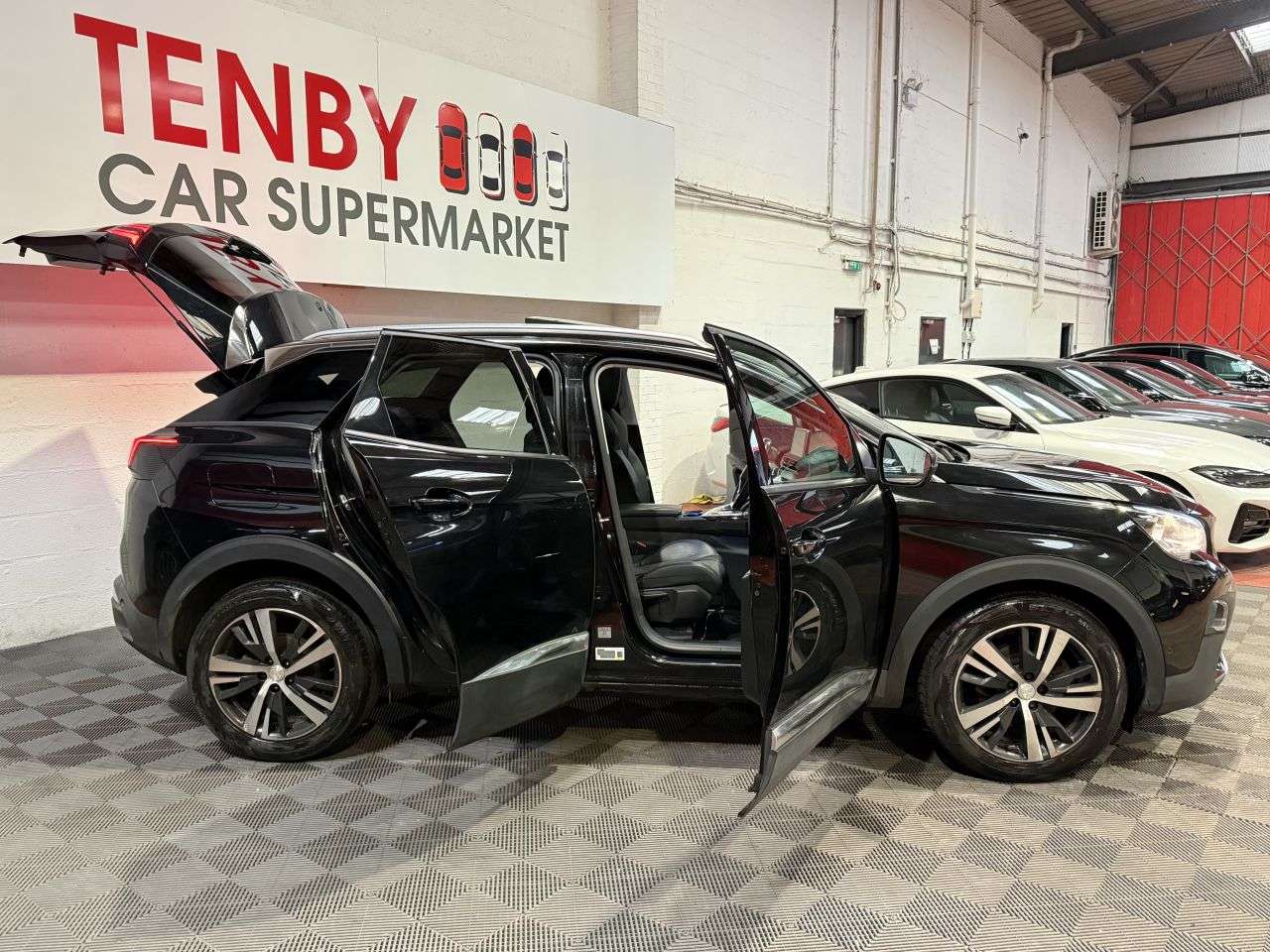 2018 PEUGEOT 3008 2018 PEUGEOT 3008