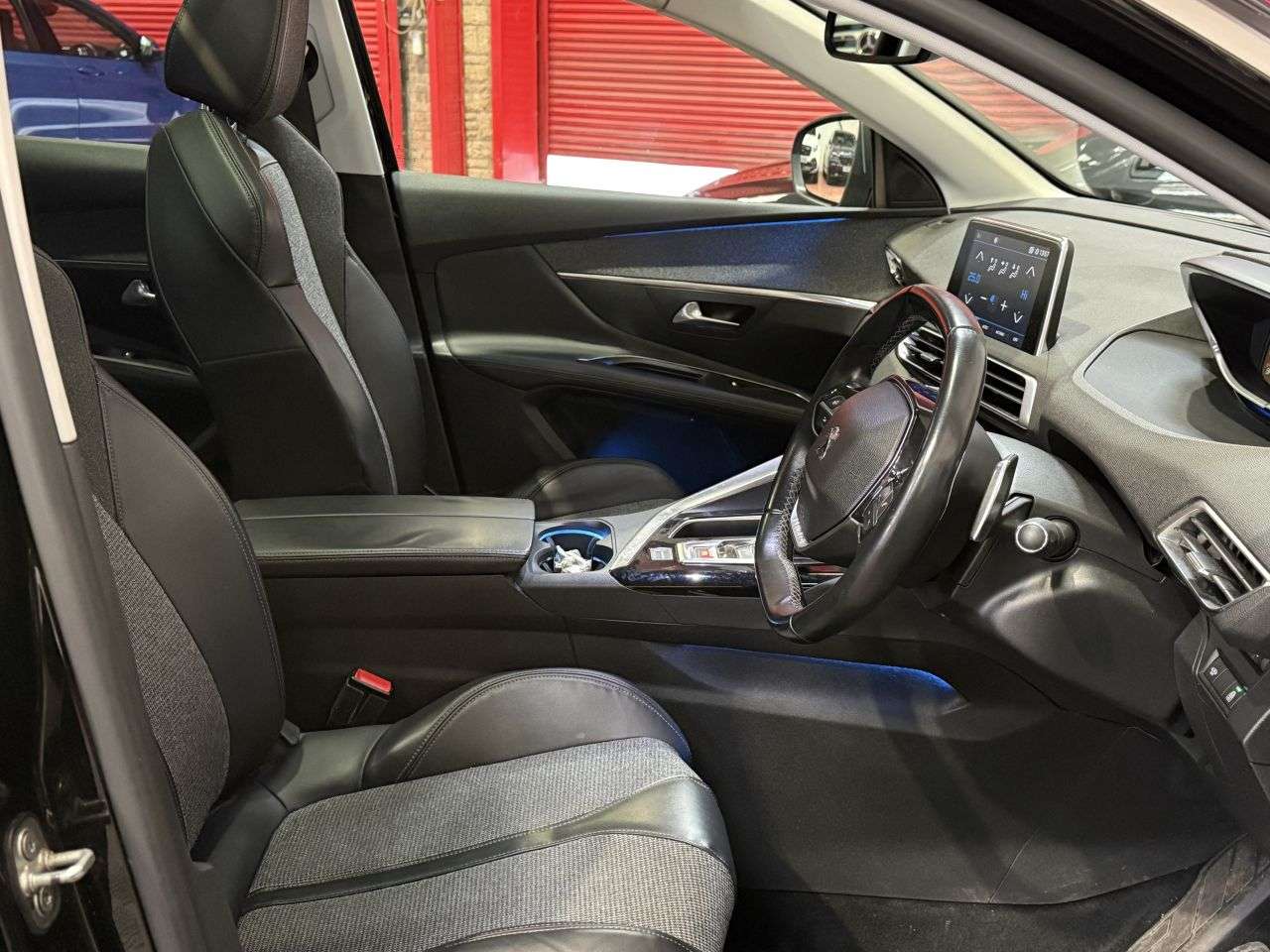 2018 PEUGEOT 3008 2018 PEUGEOT 3008